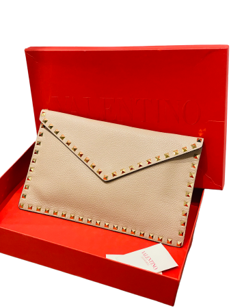 Valentino Nude Clutch-Clutch-Valentino-The Closet Egypt