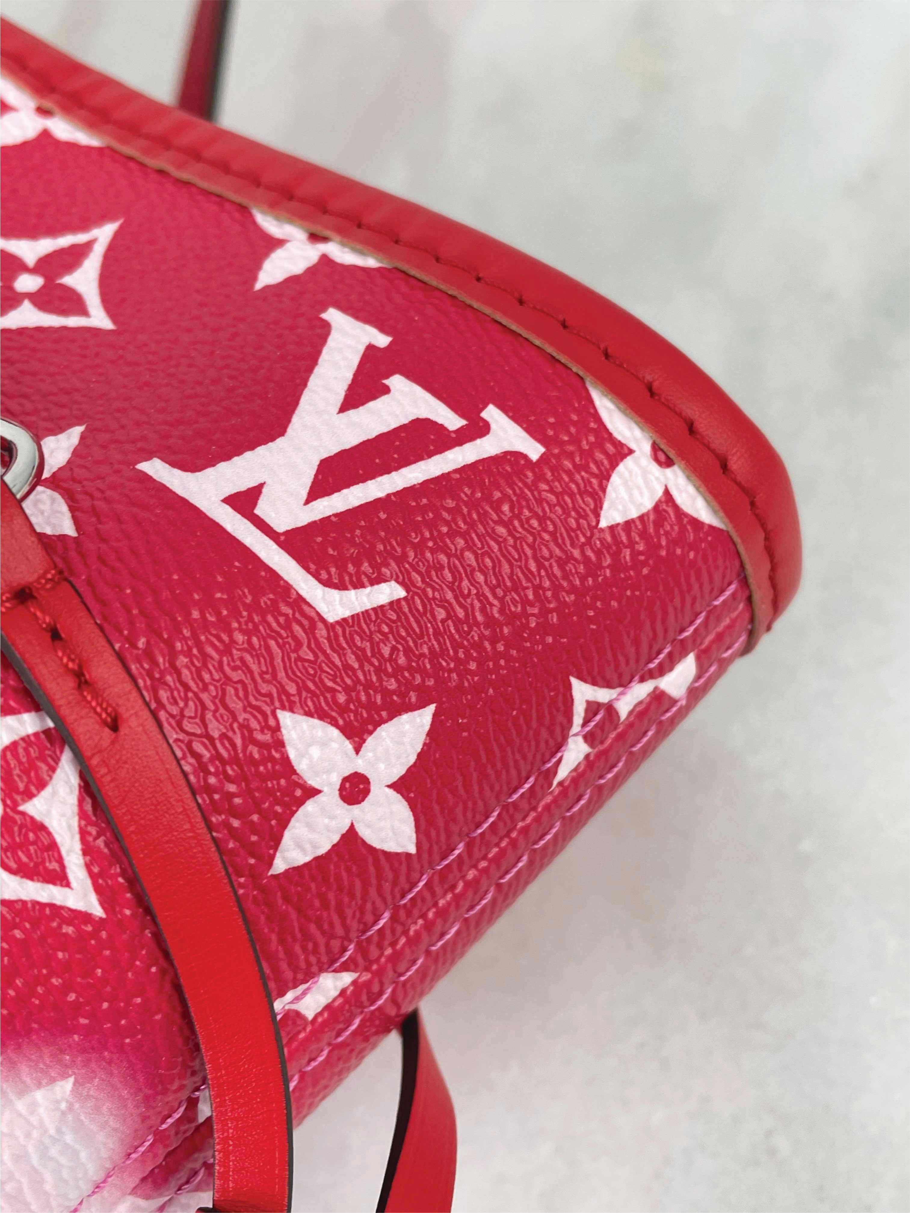 Louis Vuitton Bicolor Monogram Neverfull Escale MM Bag W/ Pouch