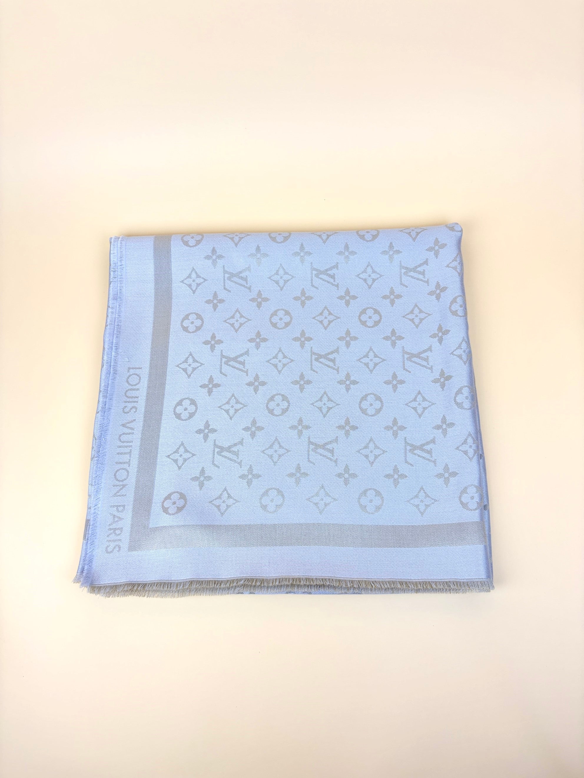 louis Vuitton euro grey monogram shine shawl
