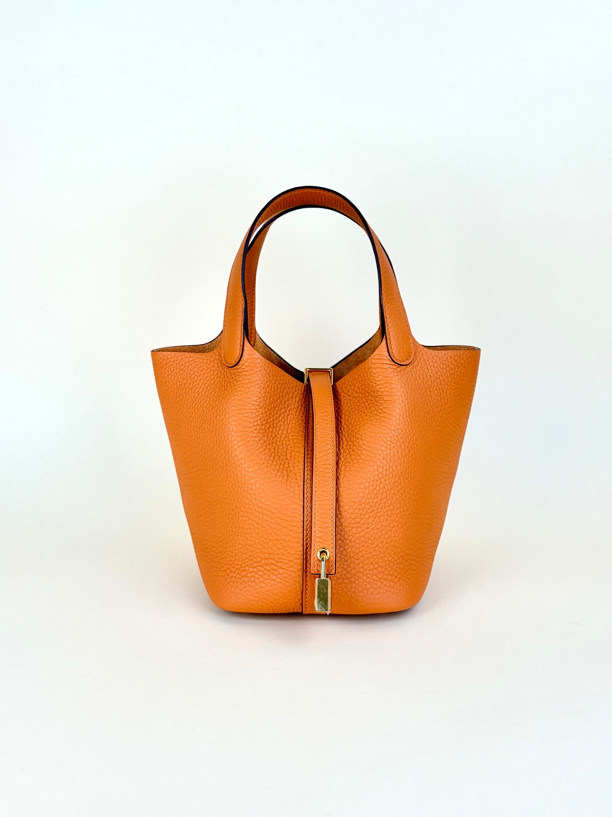 Hermes orange taurillon 18 picotin Clemence