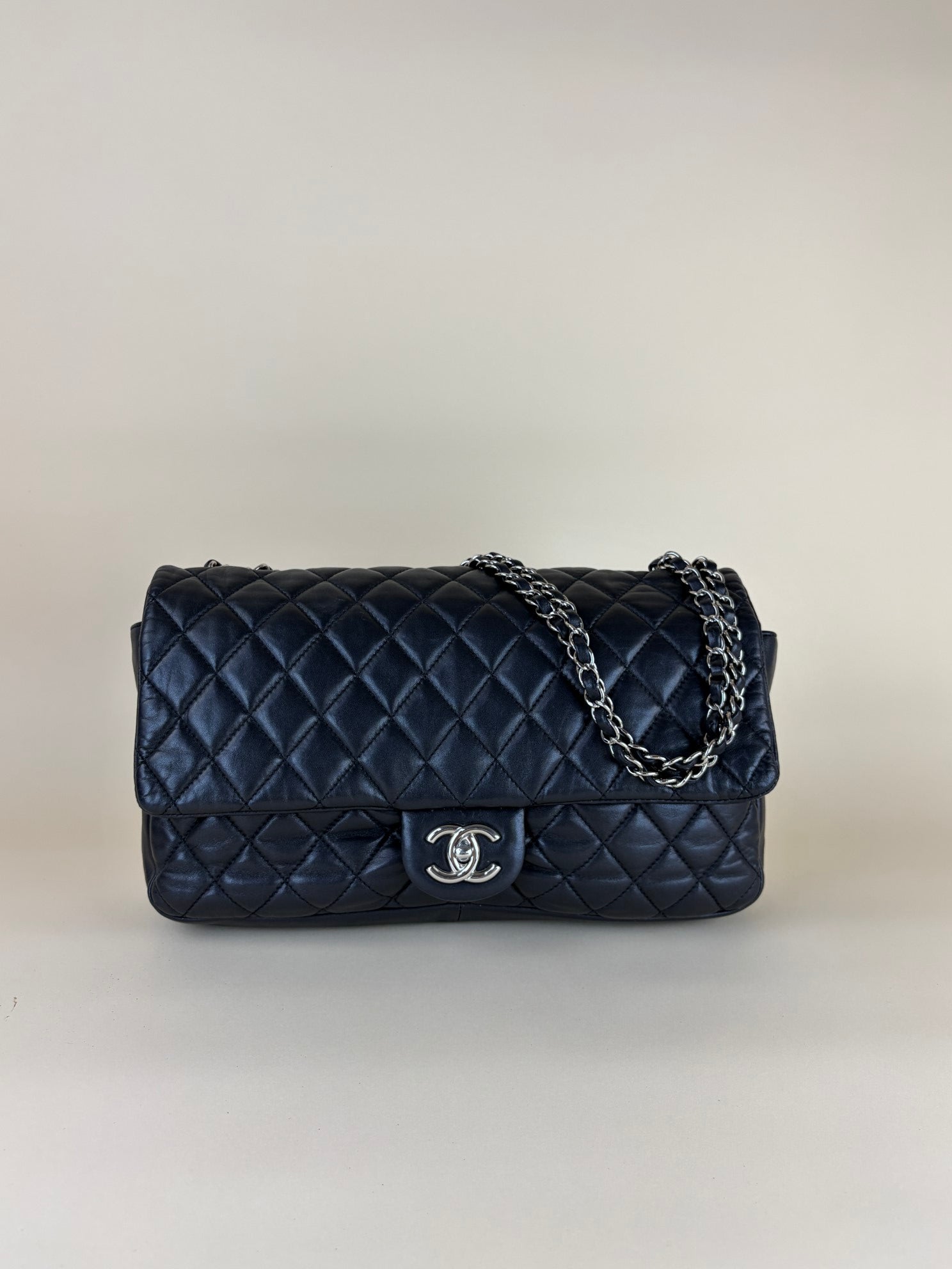 chanel coco rain flap bag CHANEL black quilted lambskin leather coco rain jumbo flap bag