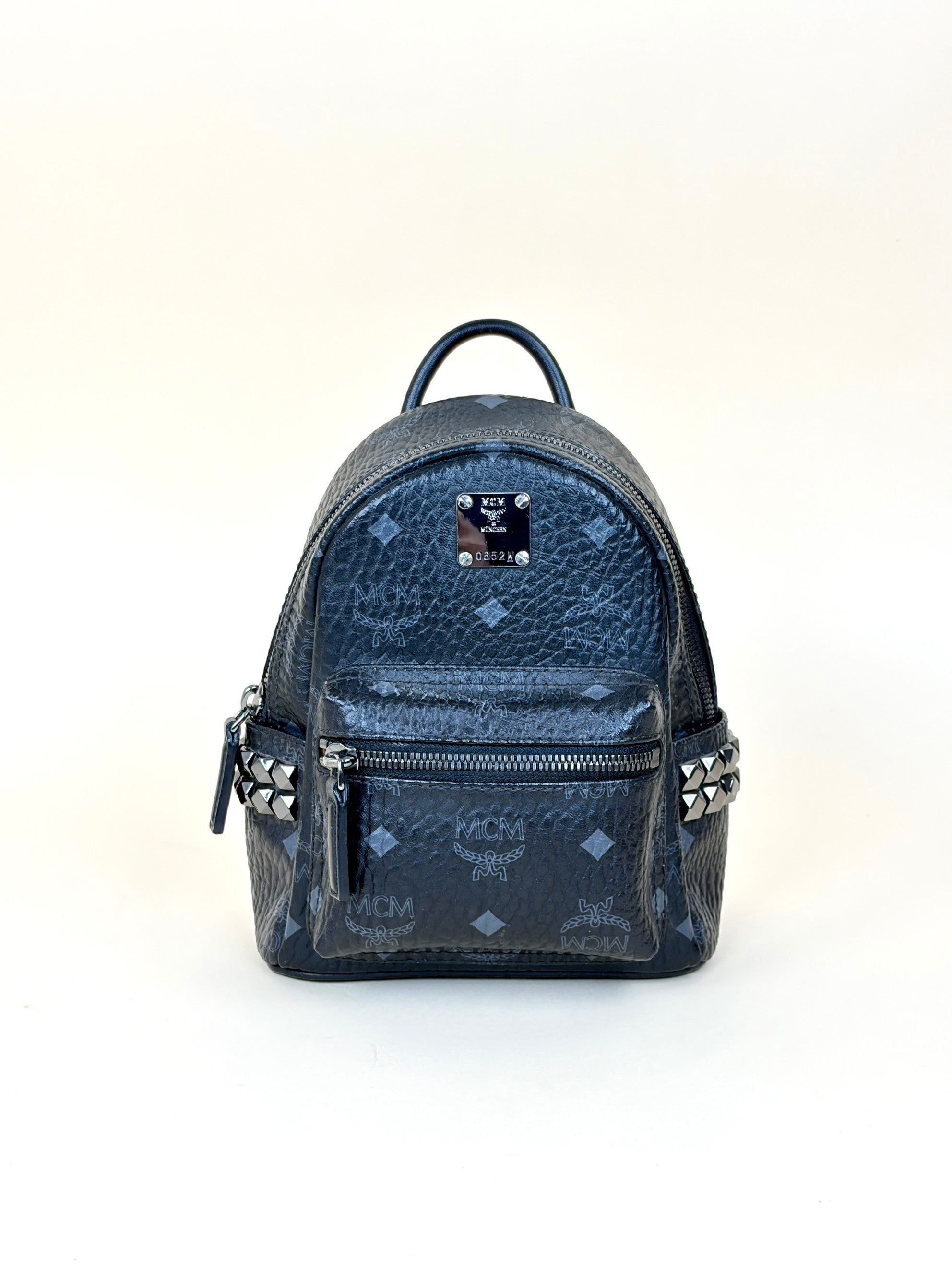 MCM black Stark Bebe Boo Studs Visitos side