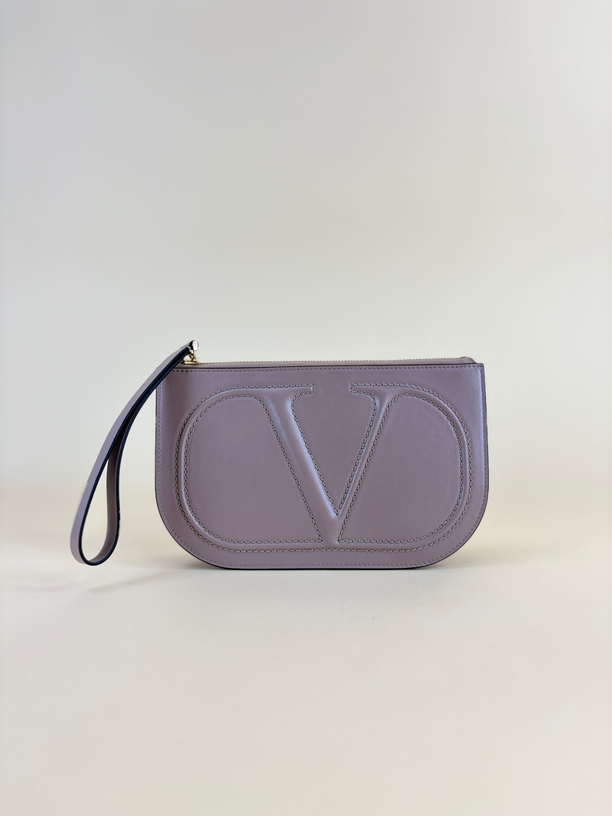 Valentino nude leather vlog walk wristlet zip clutch