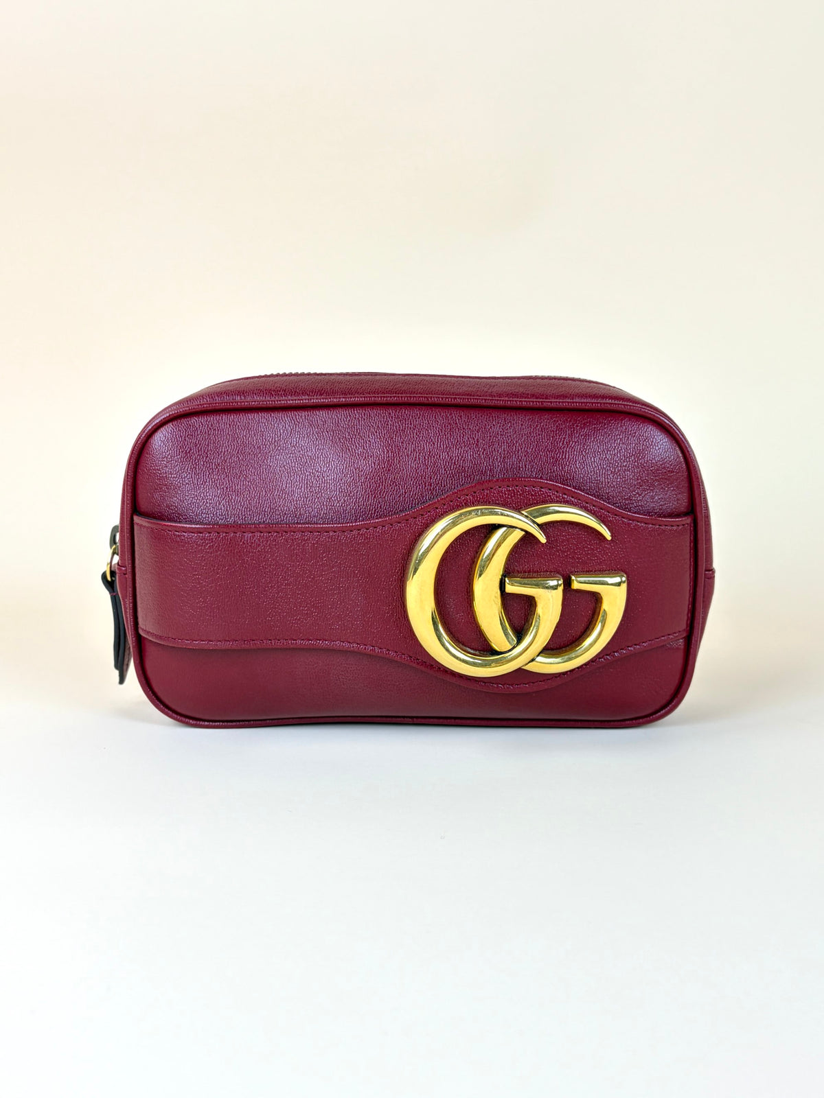 Gucci new Sakai calfskin lux dahlia phone case dark red