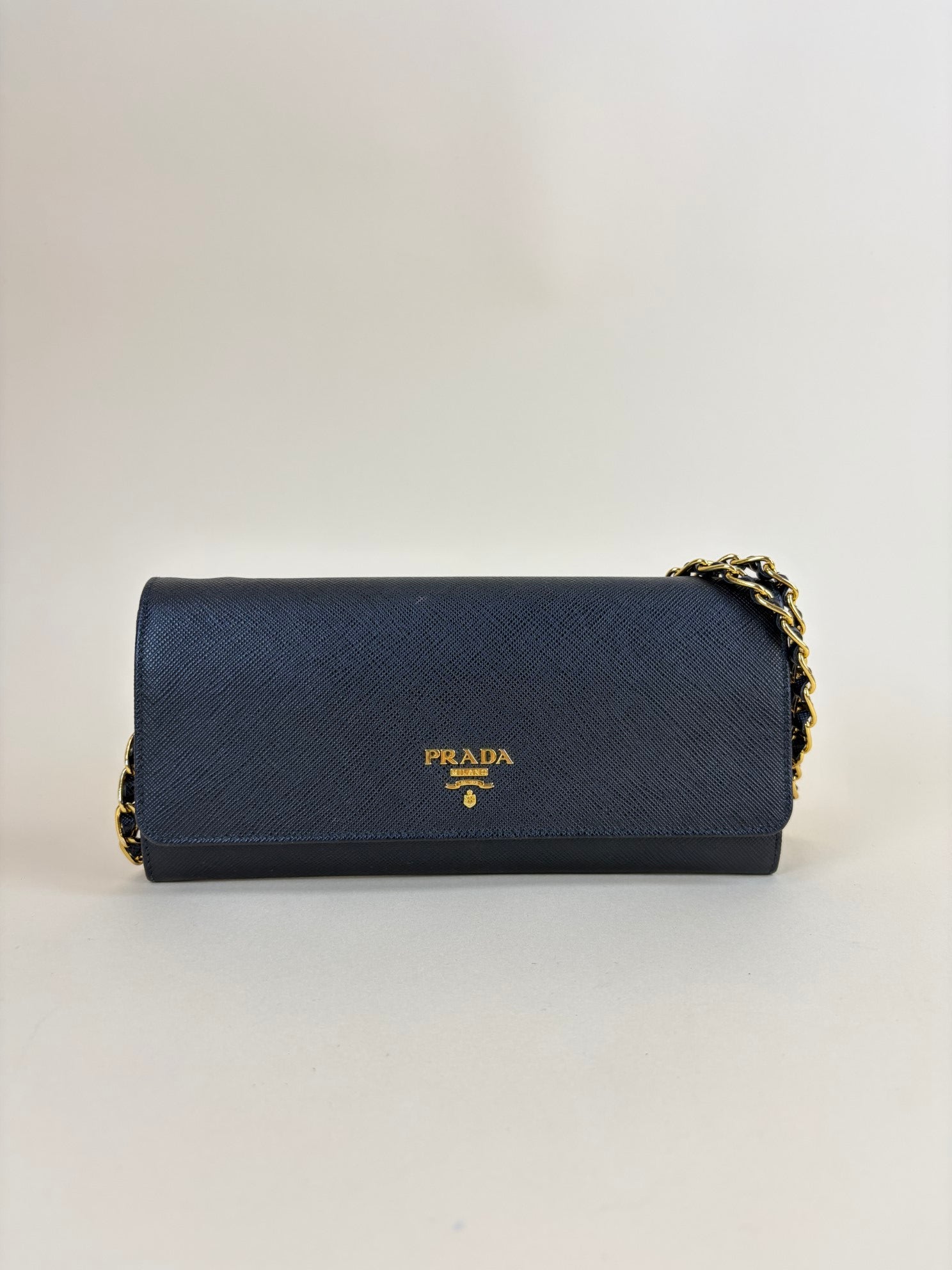 Prada saffanio metal prochain wallet black leather