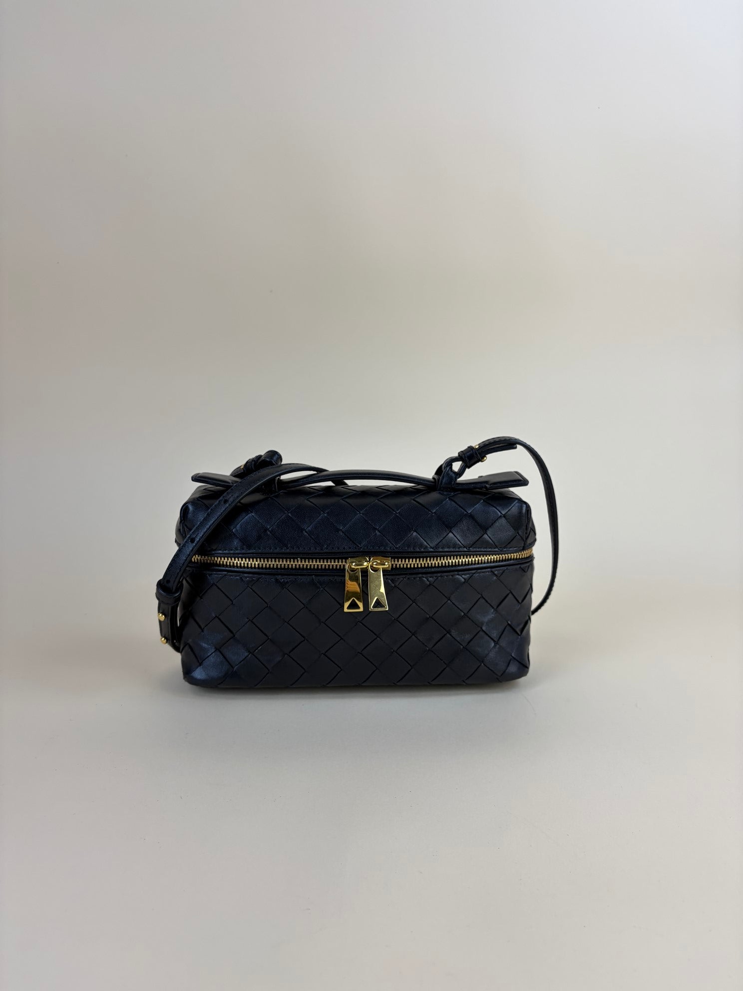 Bottega Veneta Black Intrecciato Bang Bang Vanity Crossbody Bag