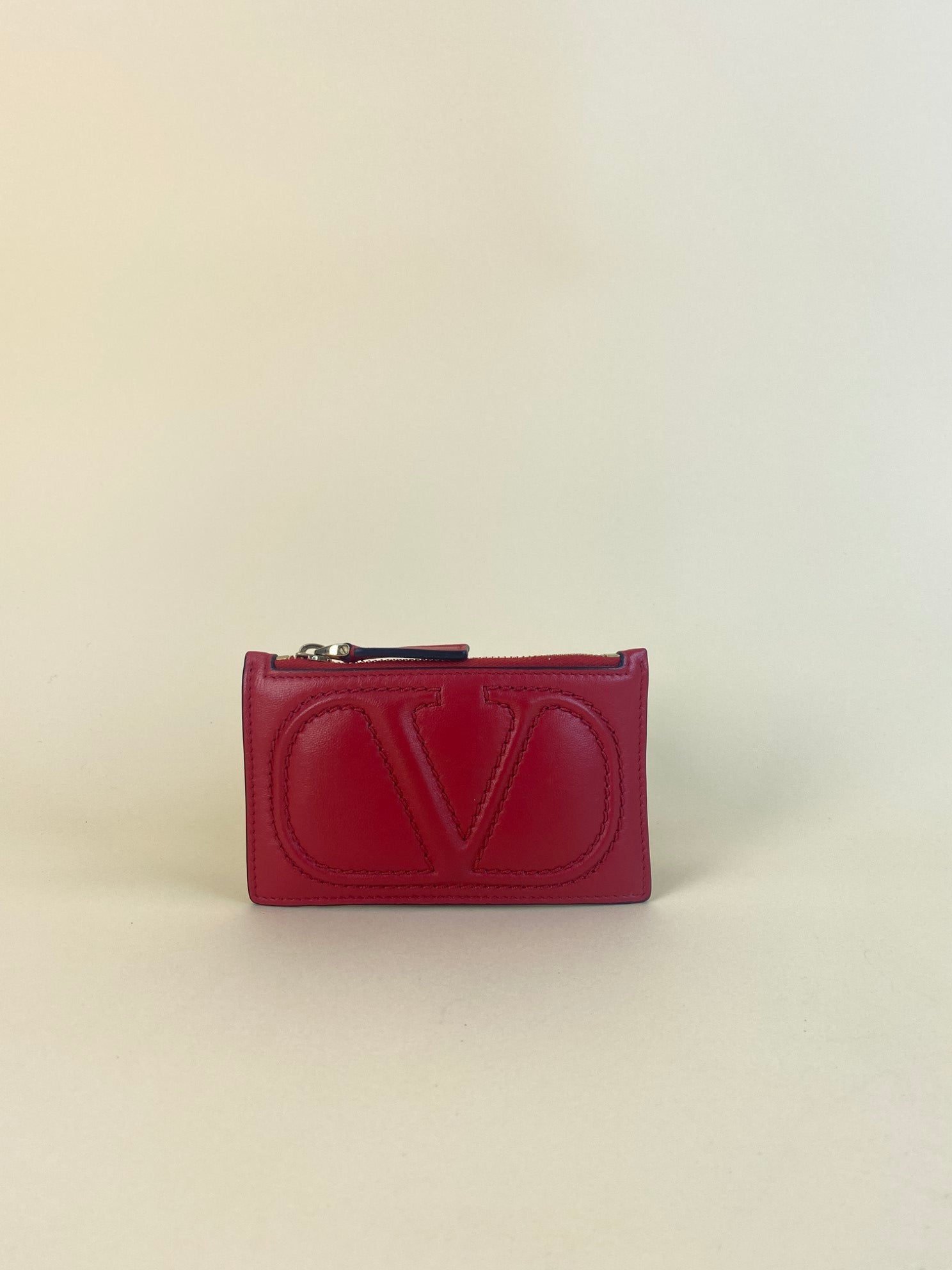 Valentino v logo walks zip red card holder