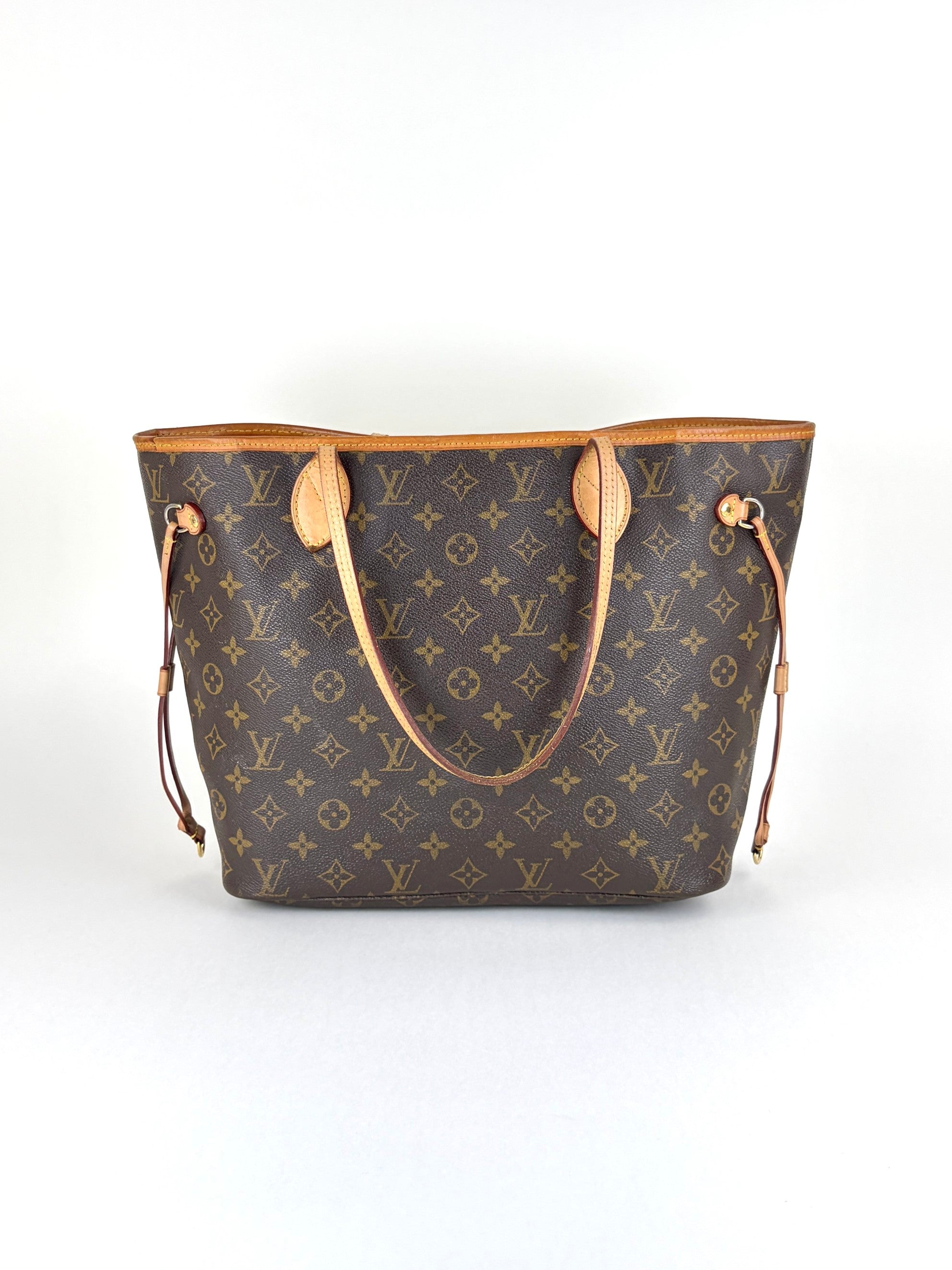 Louis Vuitton Monogram canvas MM Neverfull Bag