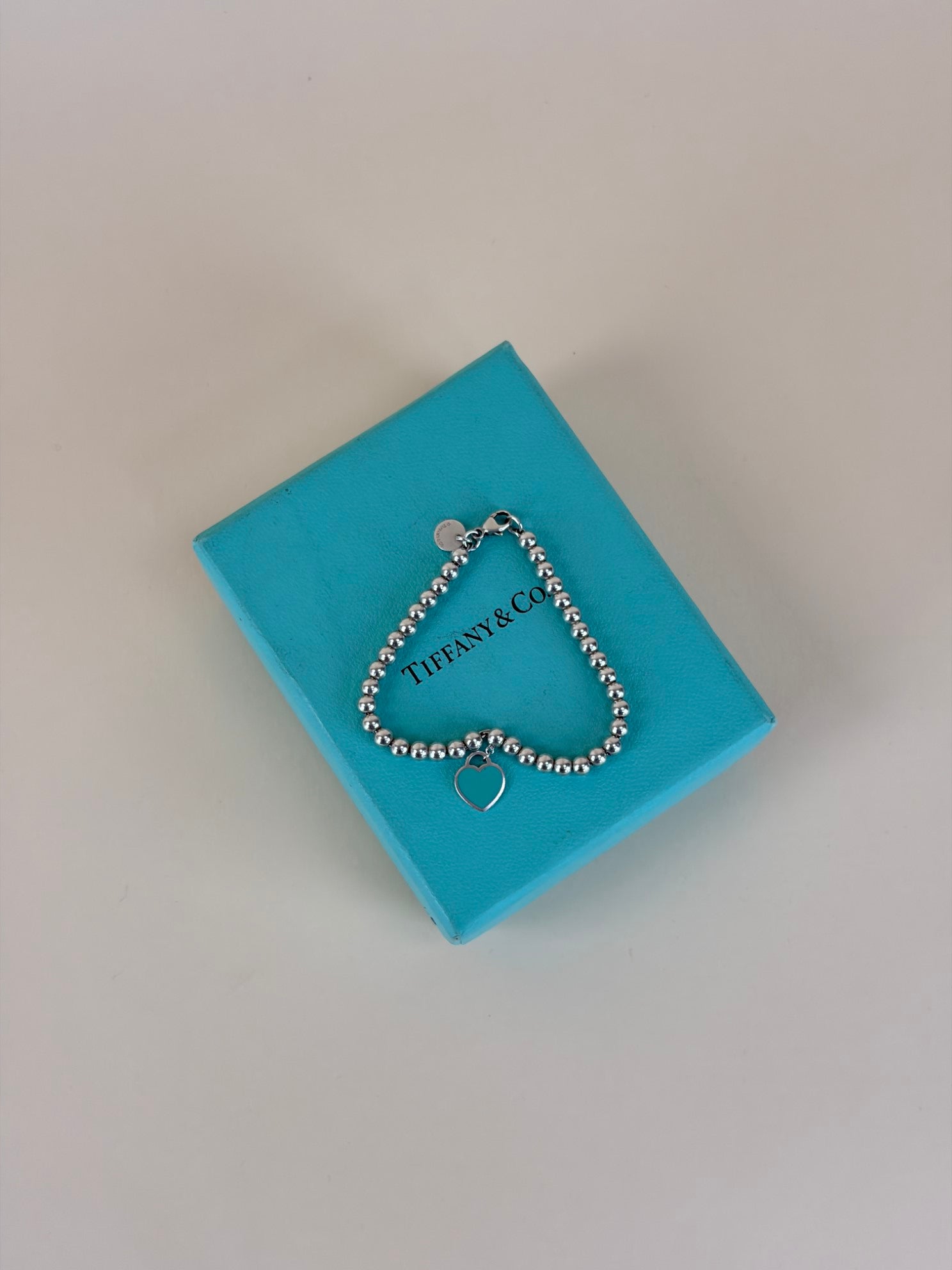 Tiffany & Co. Blue Heart Tag Bead medium Bracelet