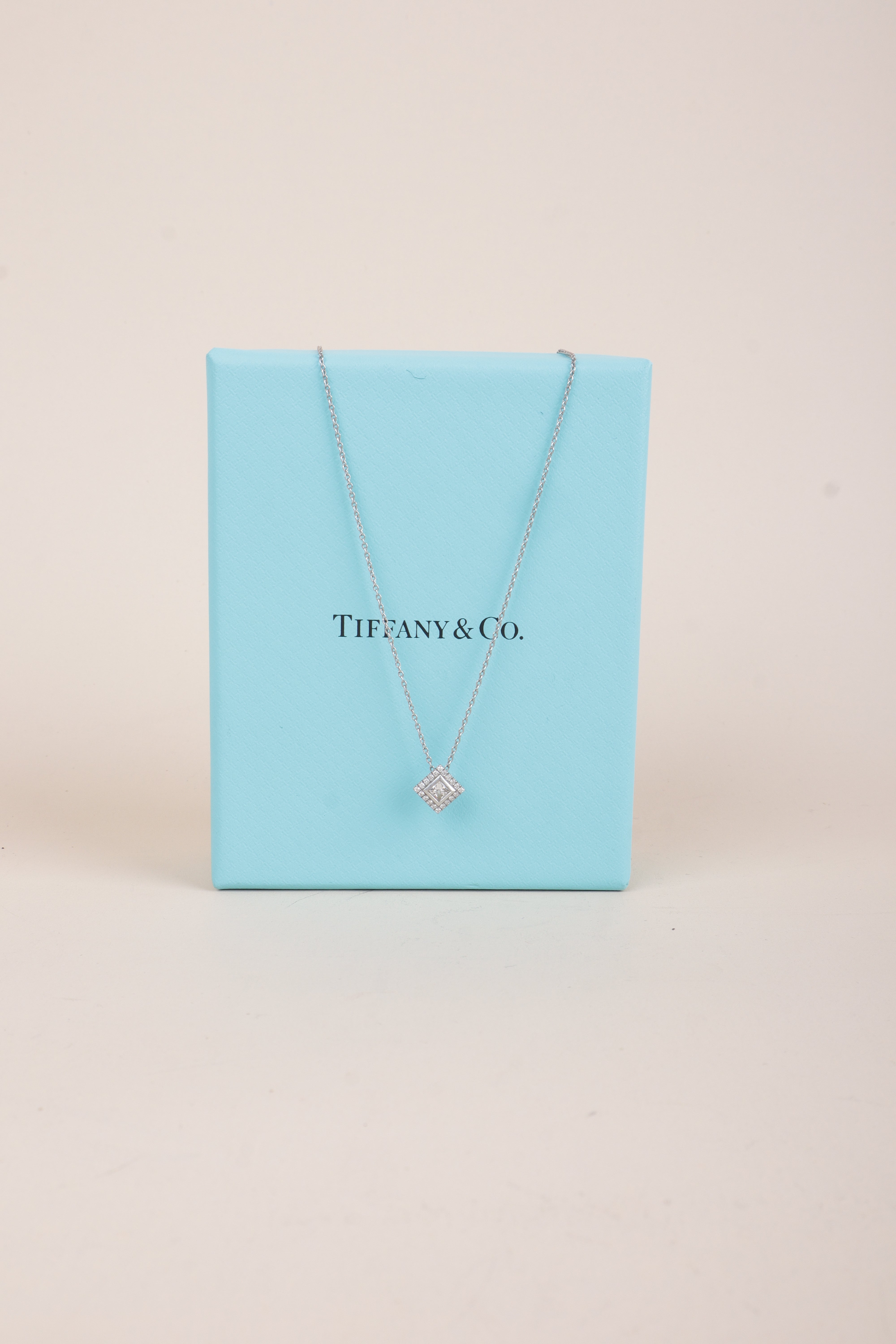 TIFFANY&CO square diamond necklace