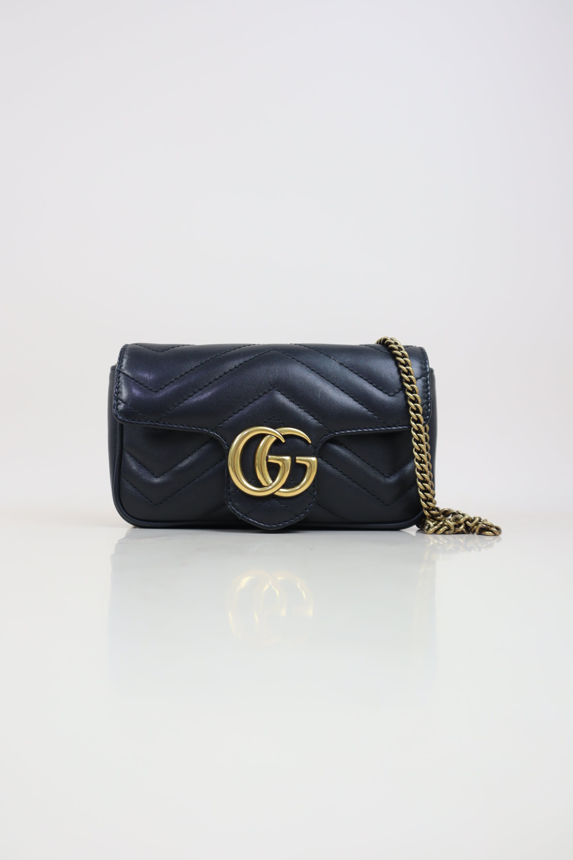 Gucci Black Marmont mini Shoulder Bag with Chain