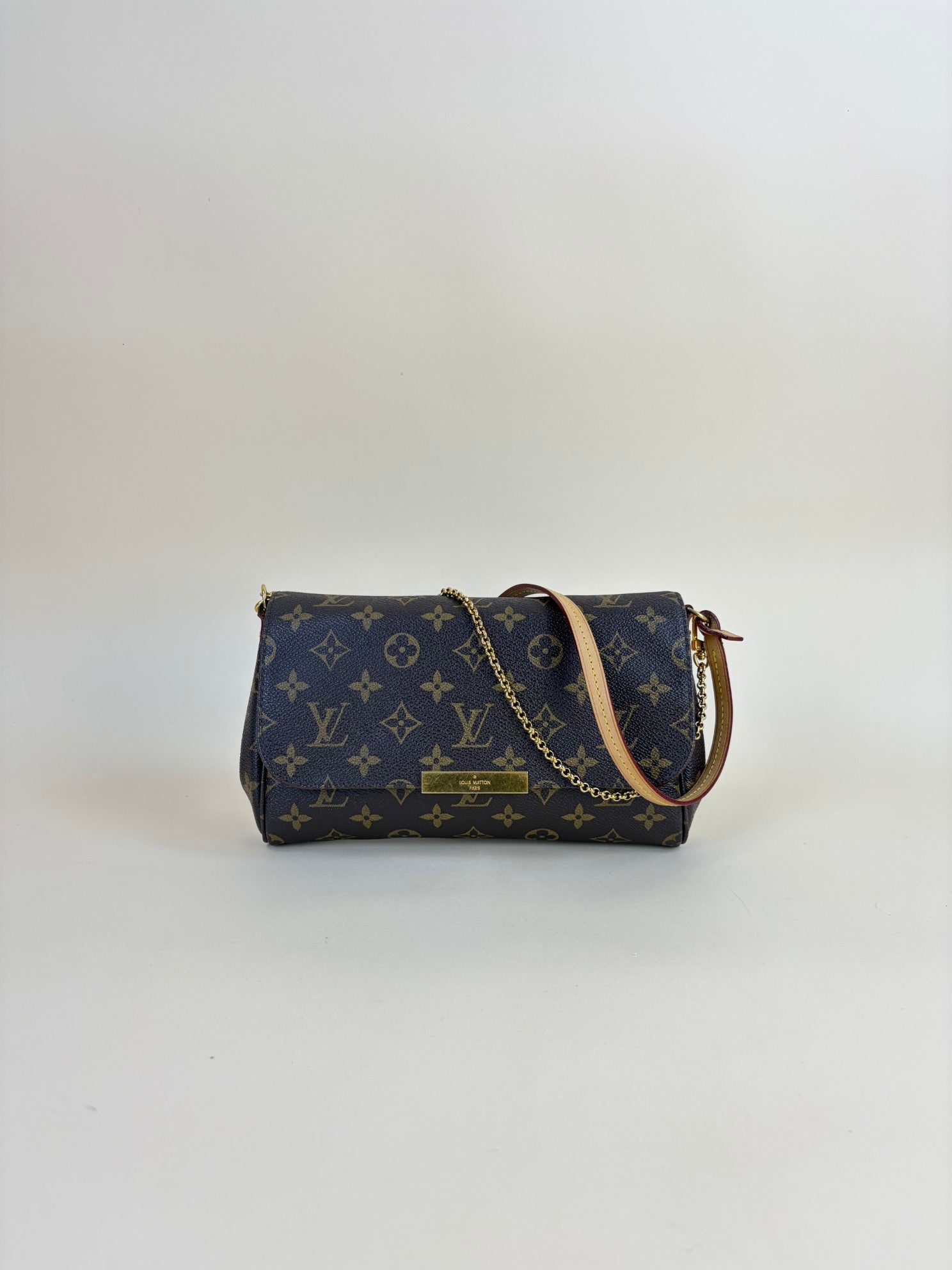 Louis Vuitton Monogram Favorite MM Crossbody Bag with Strap