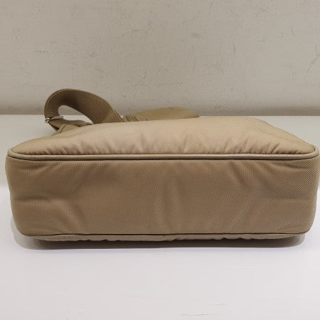 Prada Beige Re-Edition 2005 Nylon Bag-handbag-Prada-The Closet Egypt