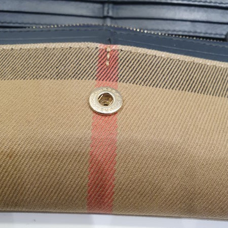 Burberry House Check Porter Continental Wallet-wallet-Burberry-The Closet Egypt