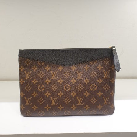Louis Vuitton Monogram Black Daily Pouch-Pouch-Louis Vuitton-The Closet Egypt