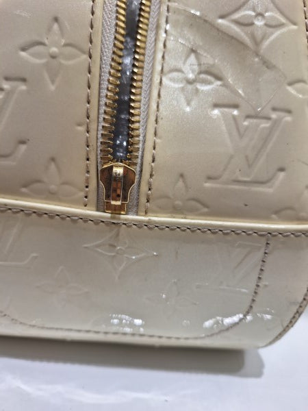 Louis Vuitton White Monogram Vernis Summit Drive Bag-handbag-Louis Vuitton-The Closet Egypt