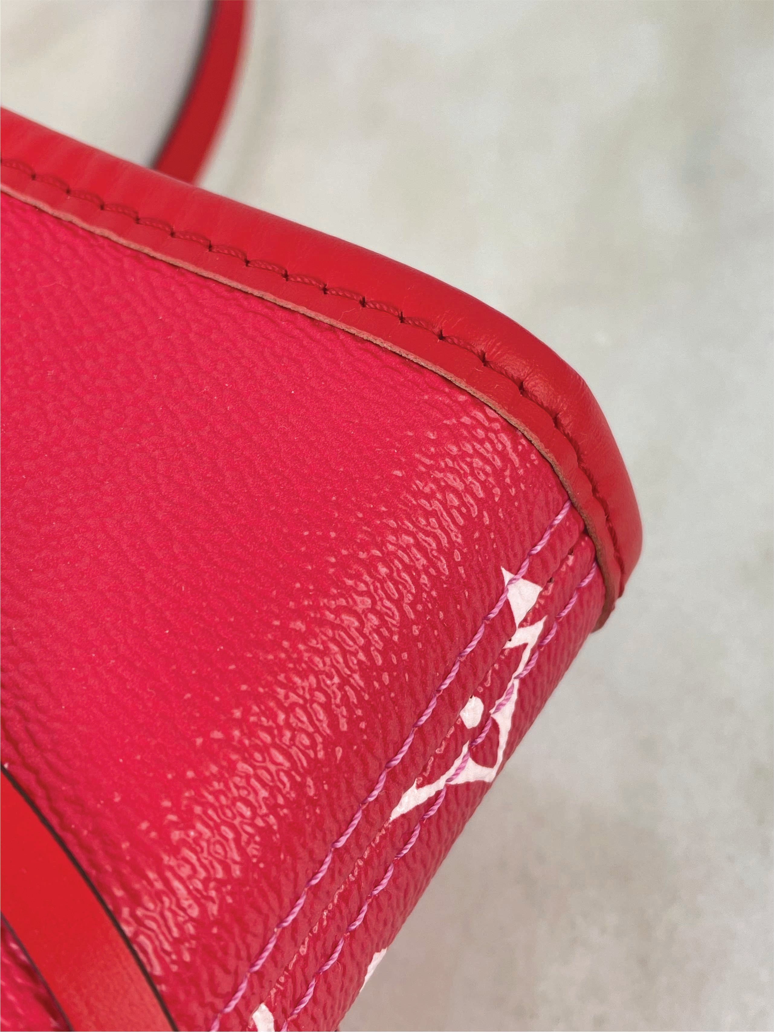 Louis Vuitton Bicolor Monogram Neverfull Escale MM Bag W/ Pouch