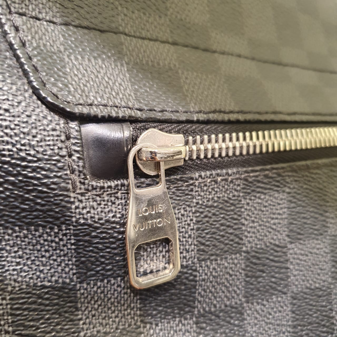 Louis Vuitton Damier Graphite District MM Messenger Bag