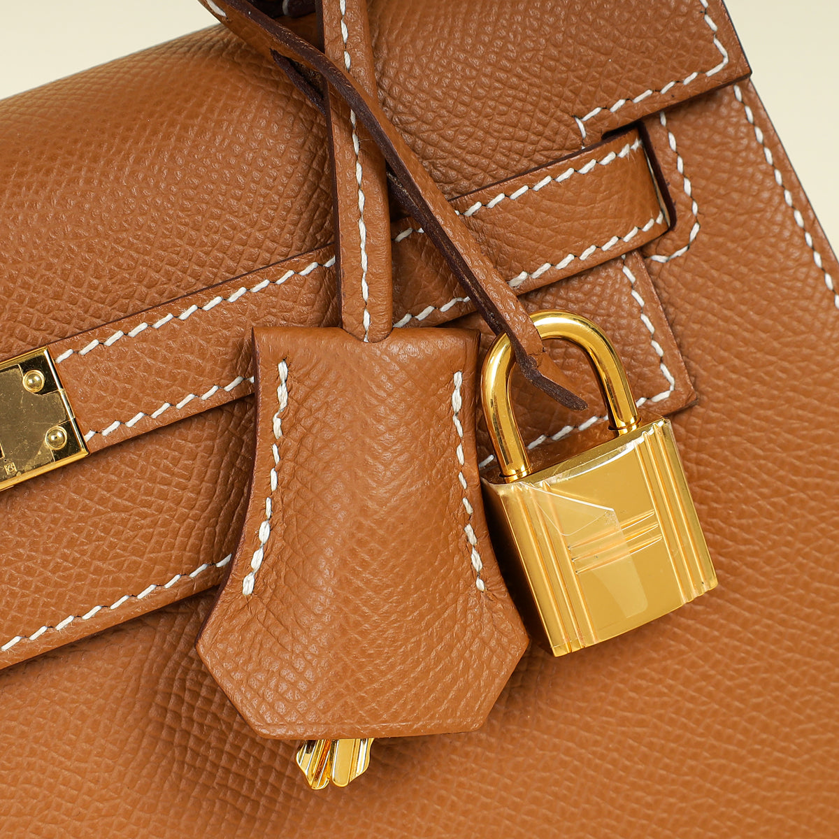 Hermes Gold Kelly 25 Sellier Bag