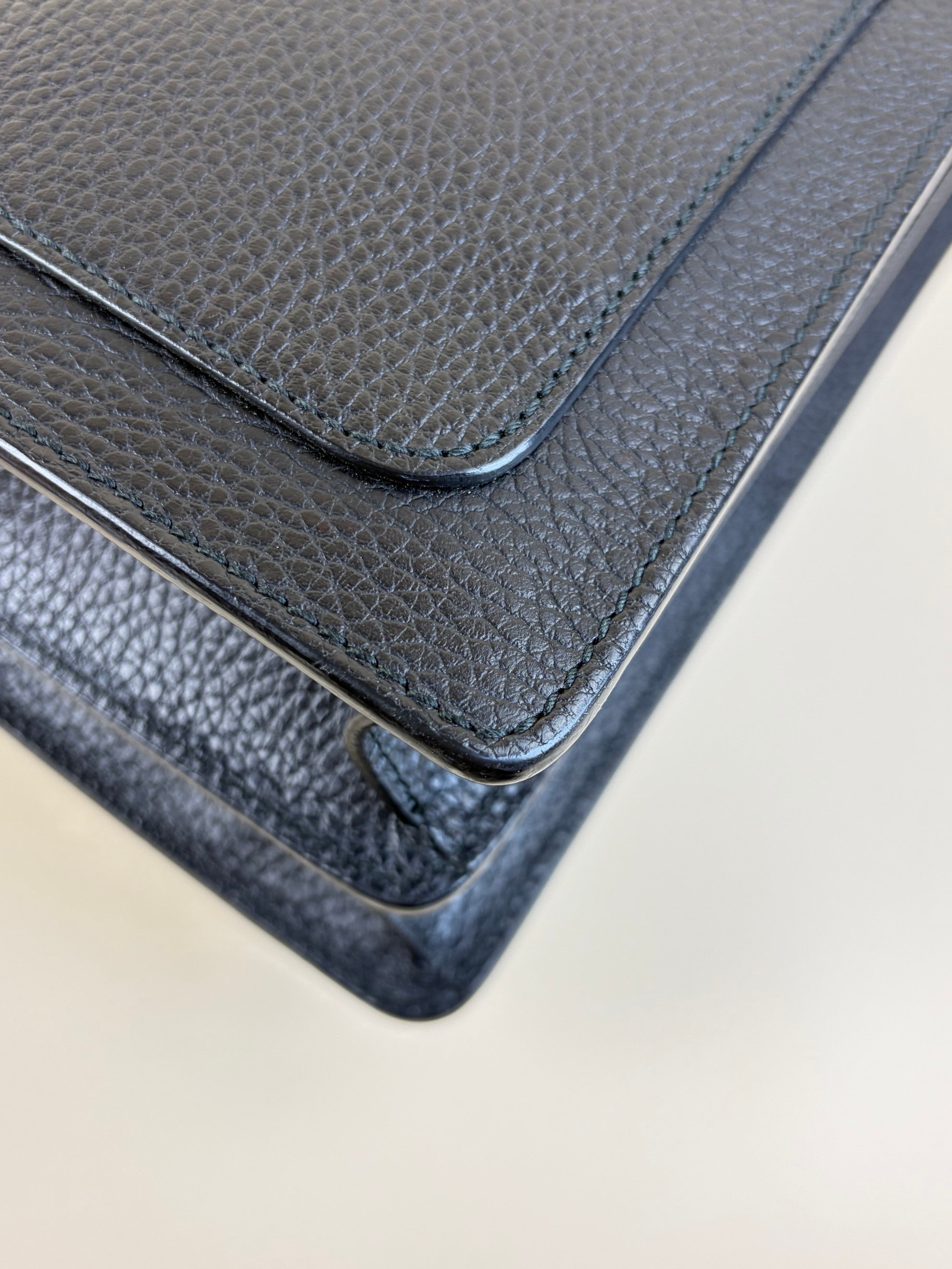 Gucci Black Dionysus black calfskin crystal medium