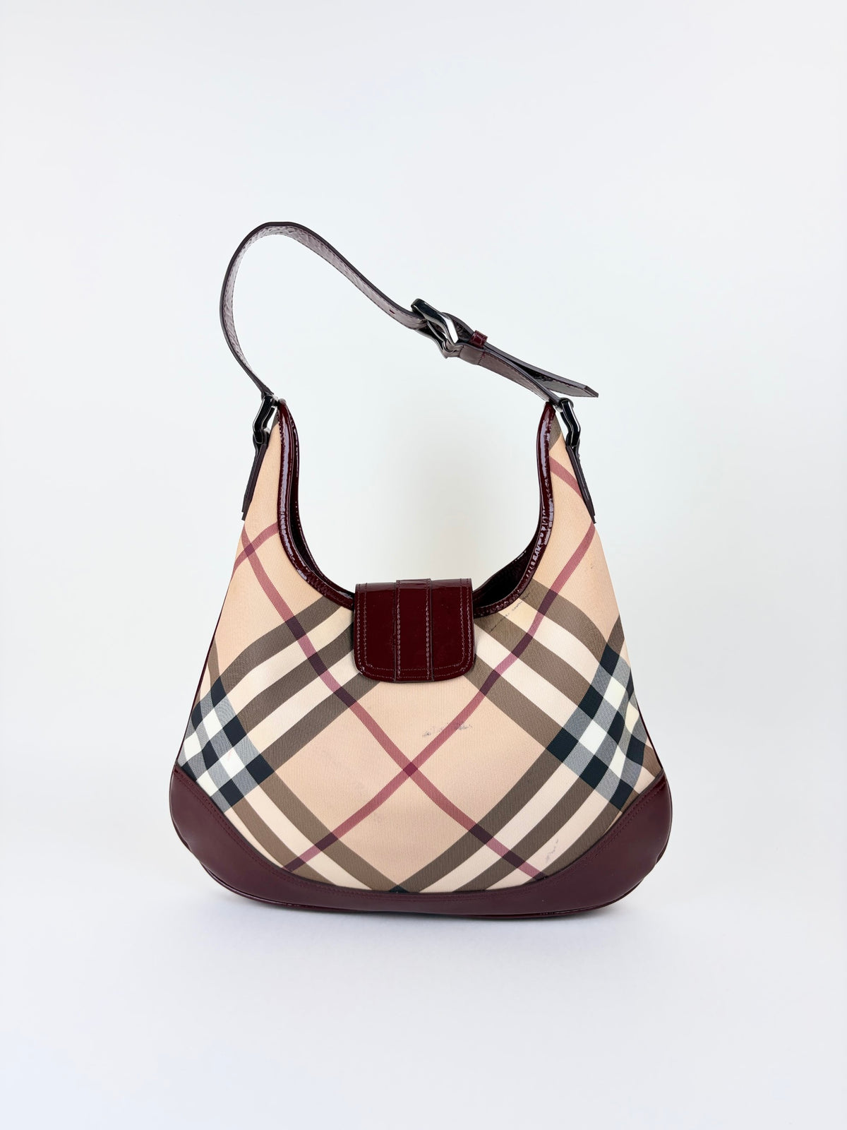 Burberry red patent leather and Nova Check coated canvas brook hobo bag