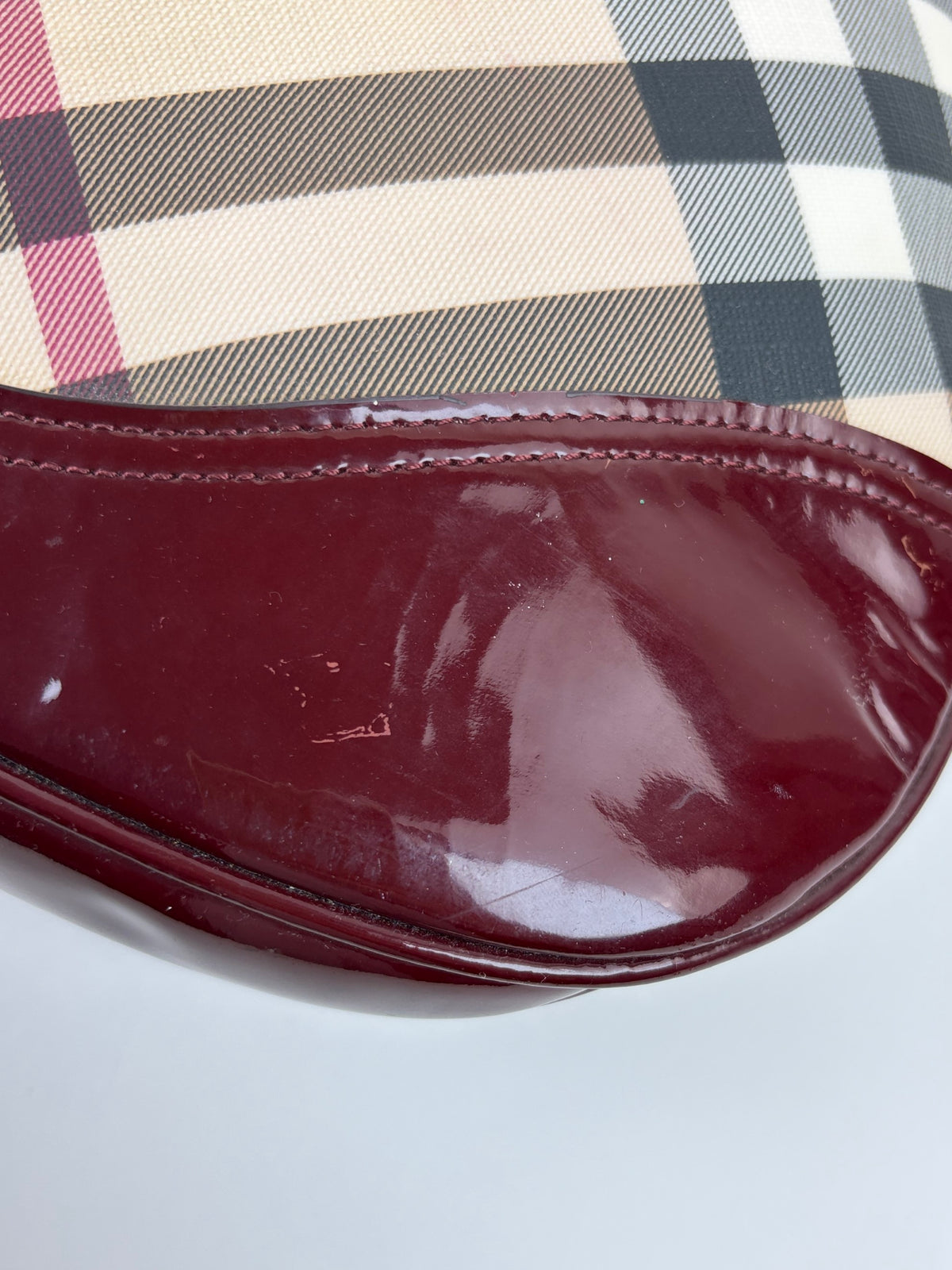 Burberry red patent leather and Nova Check coated canvas brook hobo bag