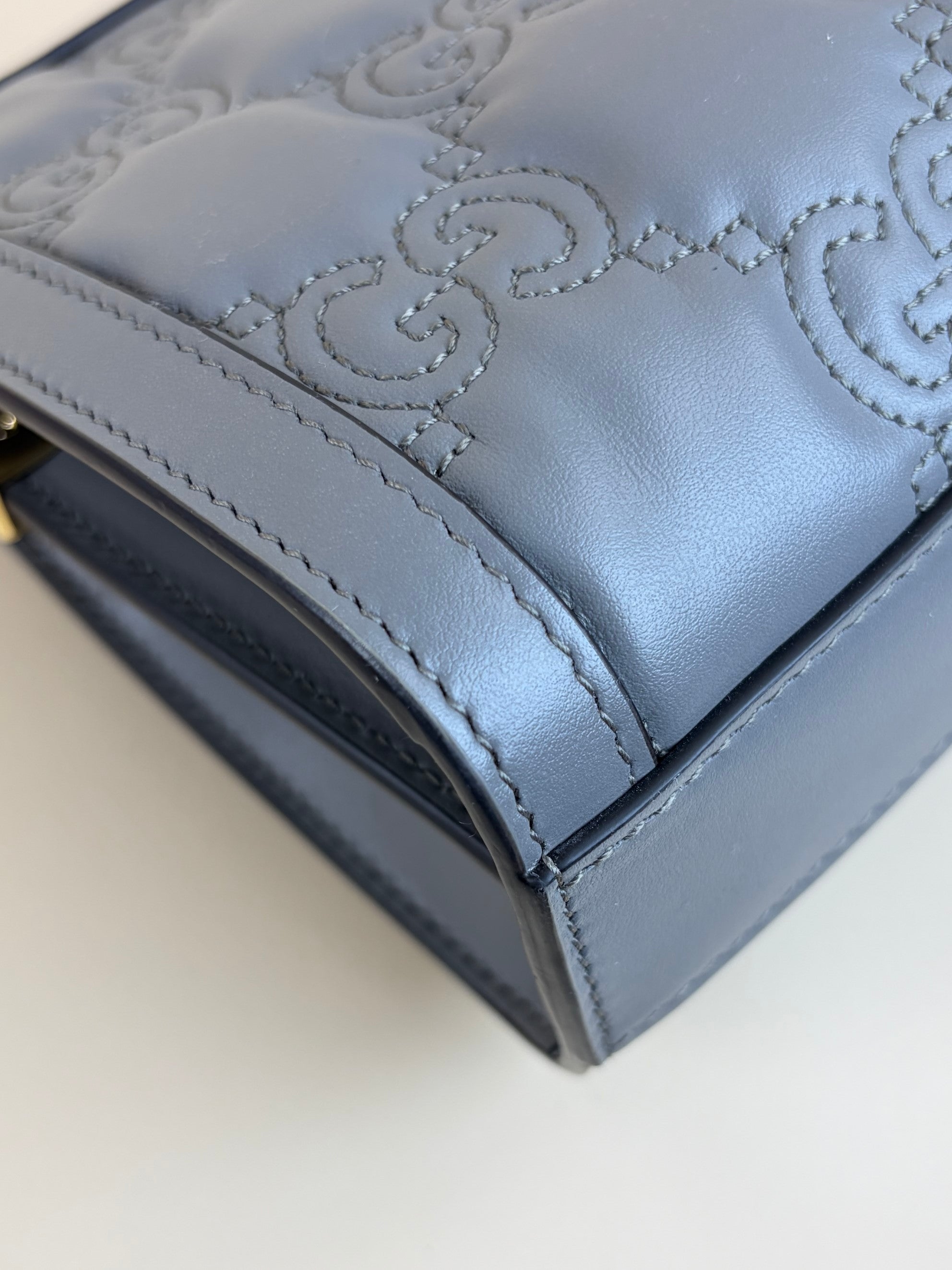 Gucci dusty grey natural calfskin gg matelassé small