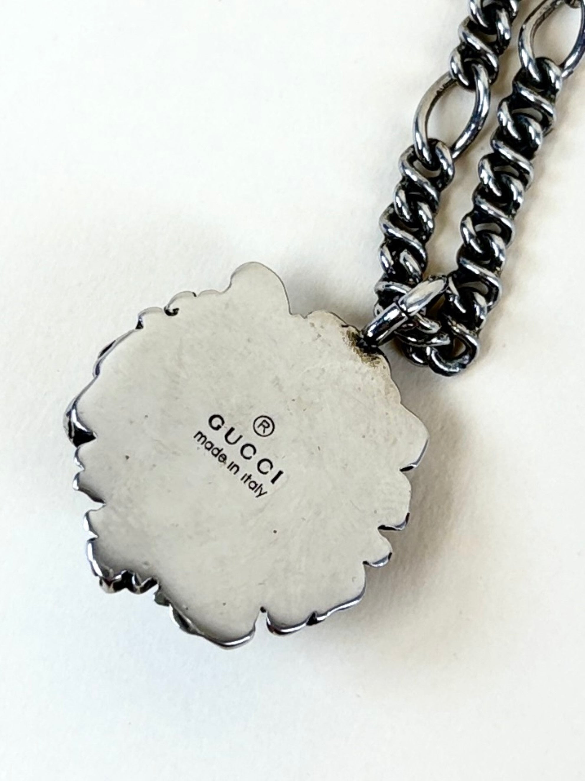 Gucci Silver Lion Head Pendant Engraved Necklace