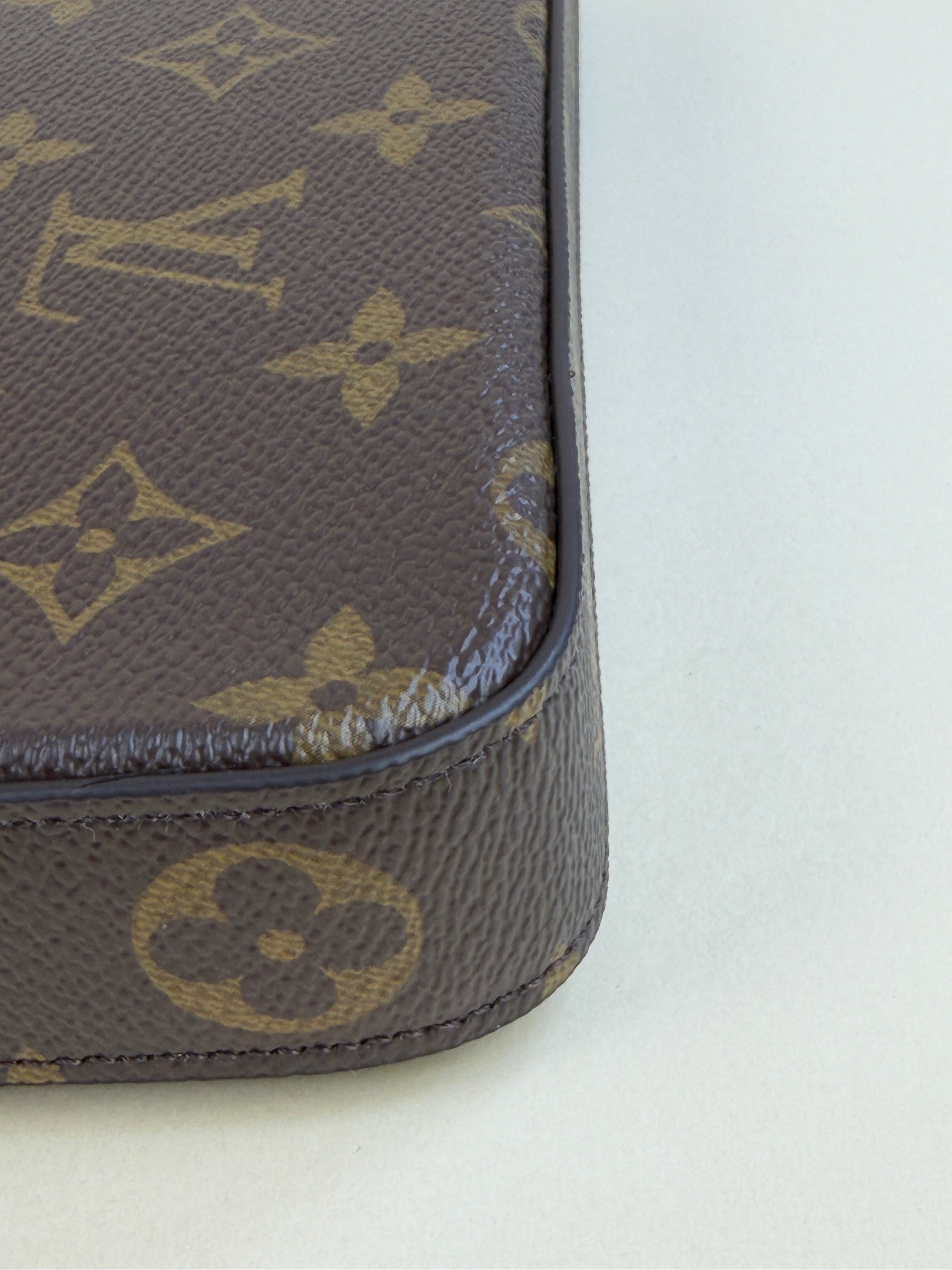 Louis Vuitton Monogram Felicie Pochette Bag