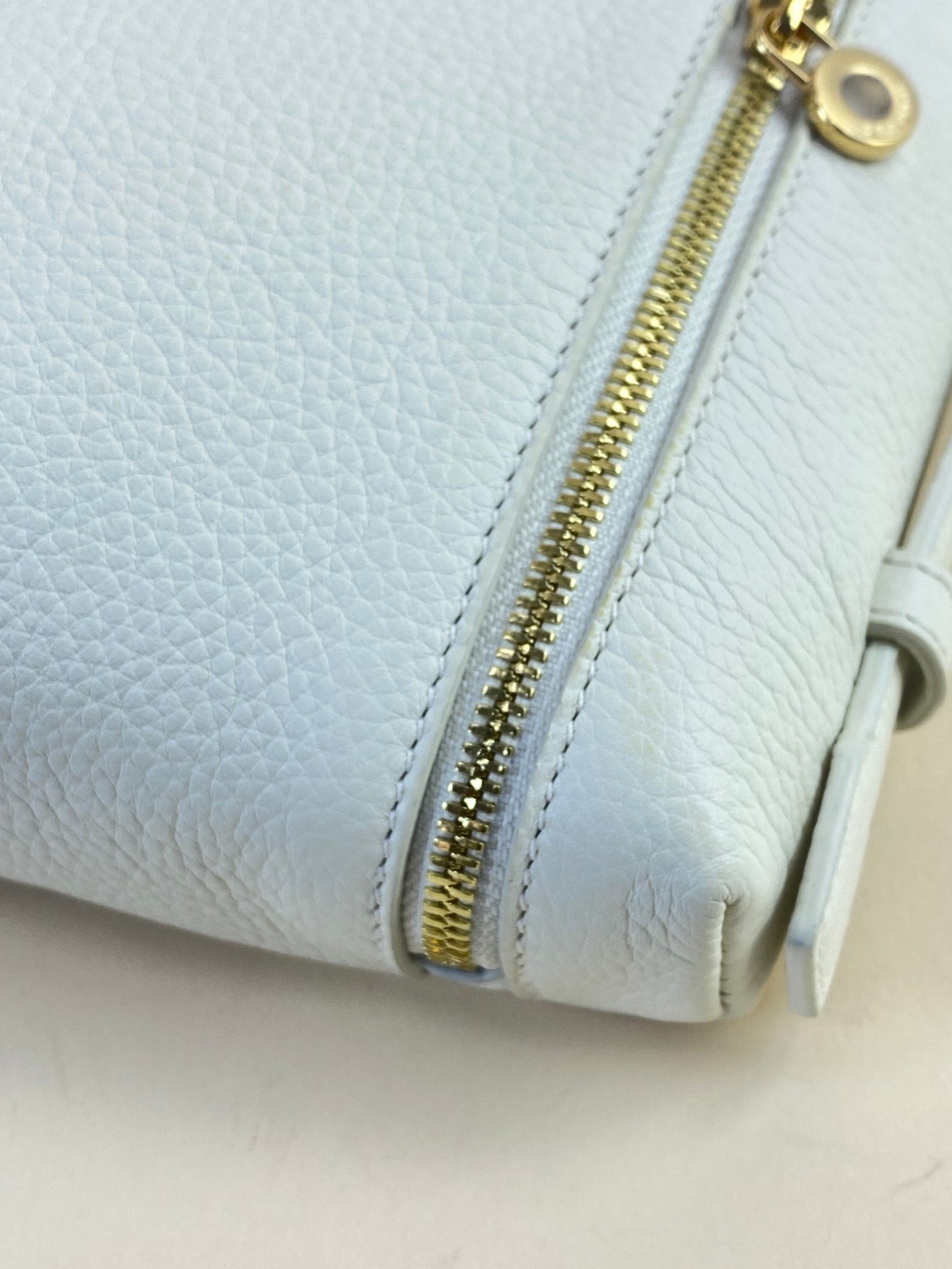 Loro Piana l19 extra pocket off-white grained calfskin