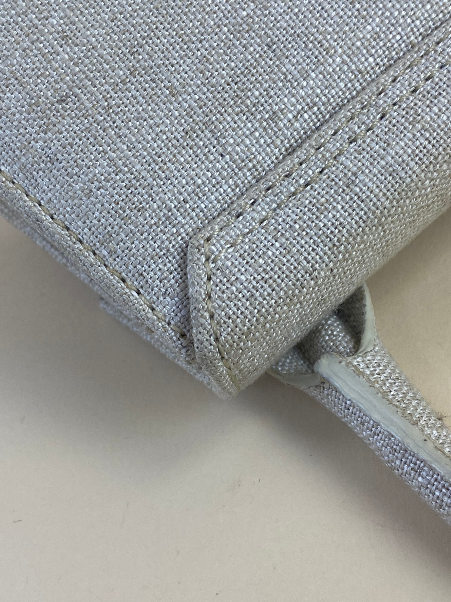 Jacquemus le Chiquita canvas beige mini crossbody