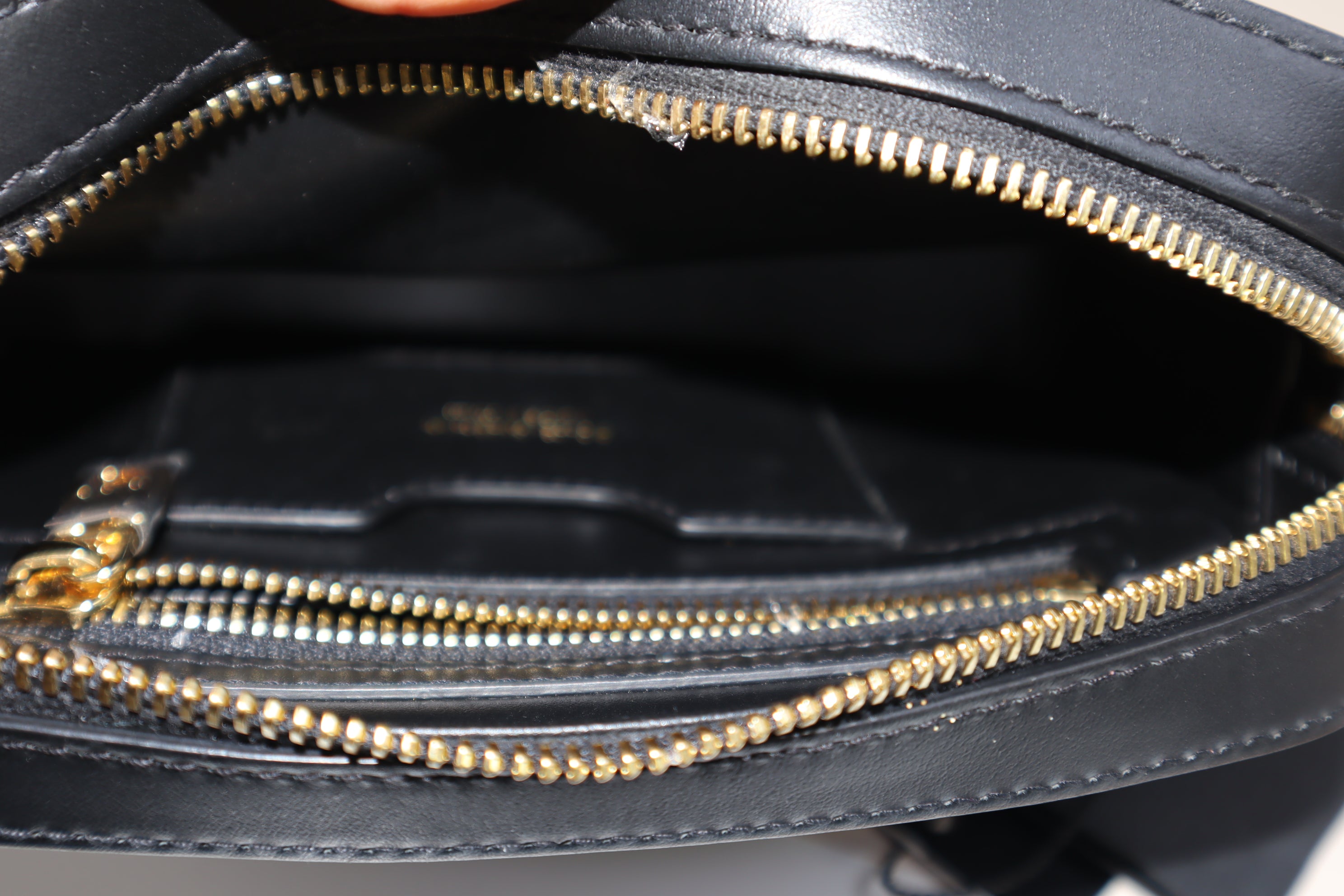 Dolce & Gabbana Black 3.5 Camera D&G Crossbody Bag