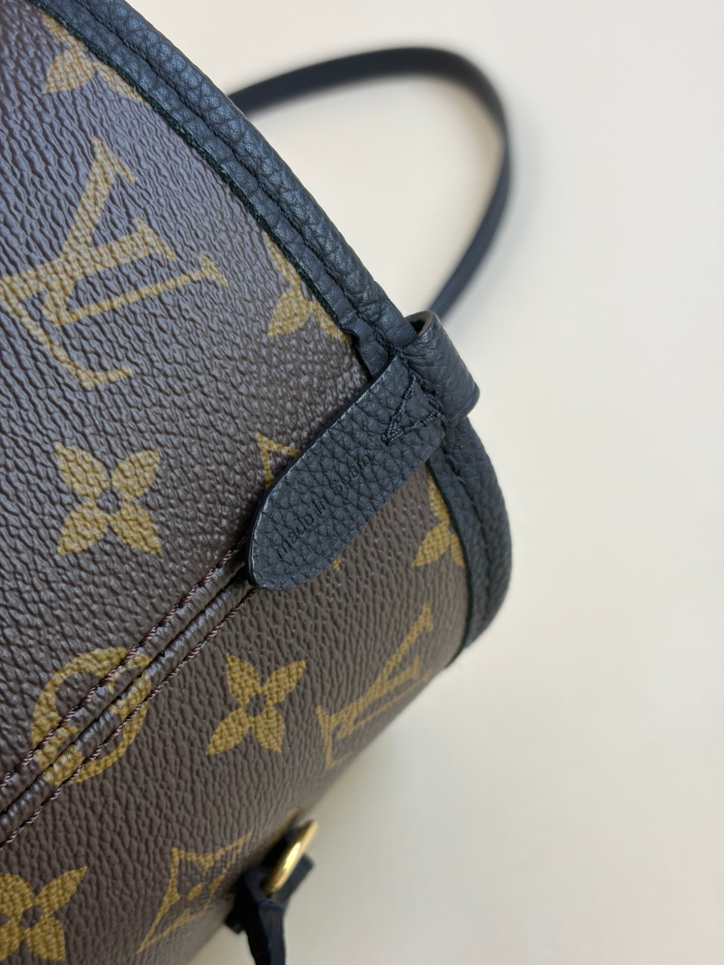 Louis Vuitton Never full inside out MM monogram and black leather Bag