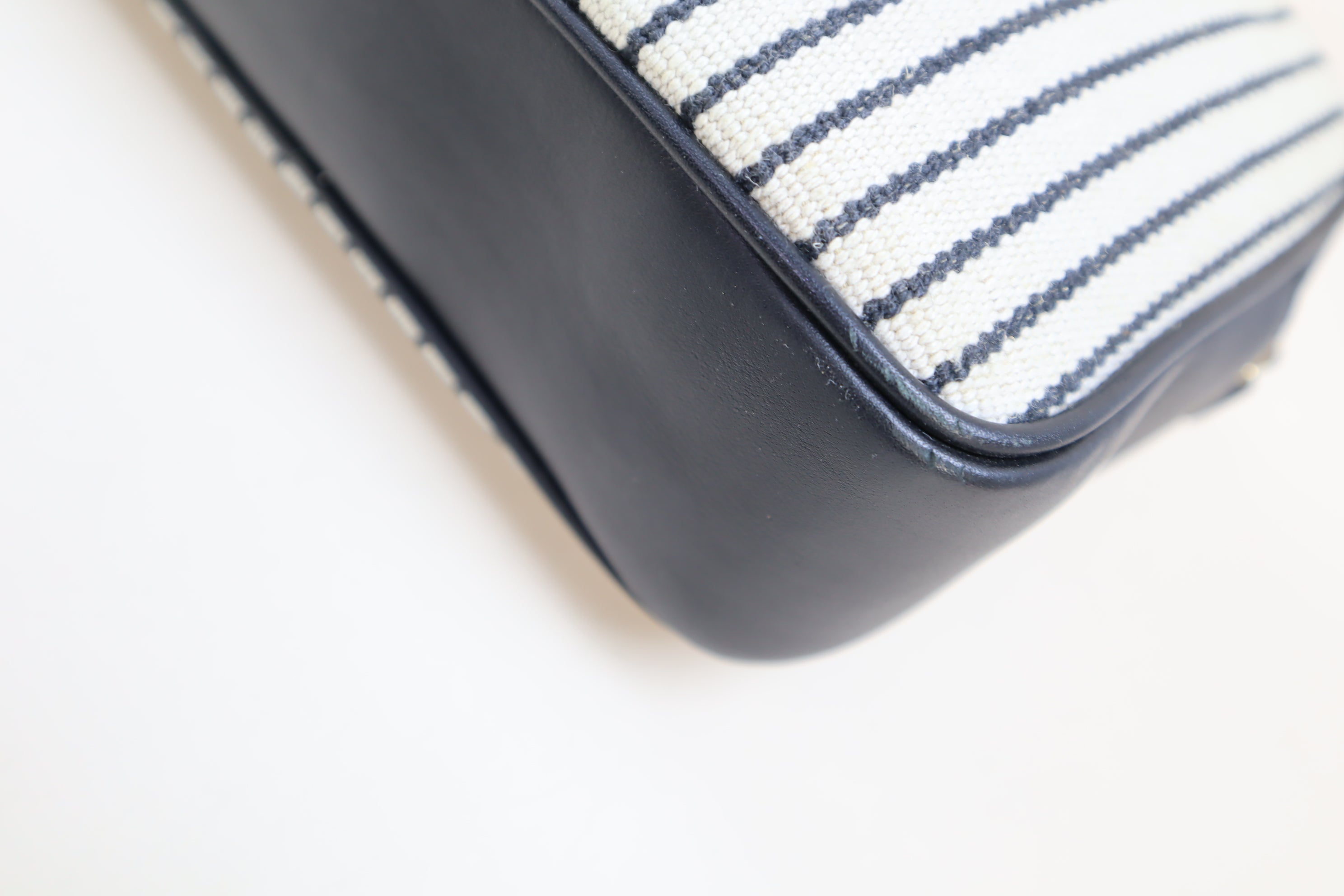 YSL Black Lou Camera Crossbody Bag-handbag-YSL-The Closet Egypt