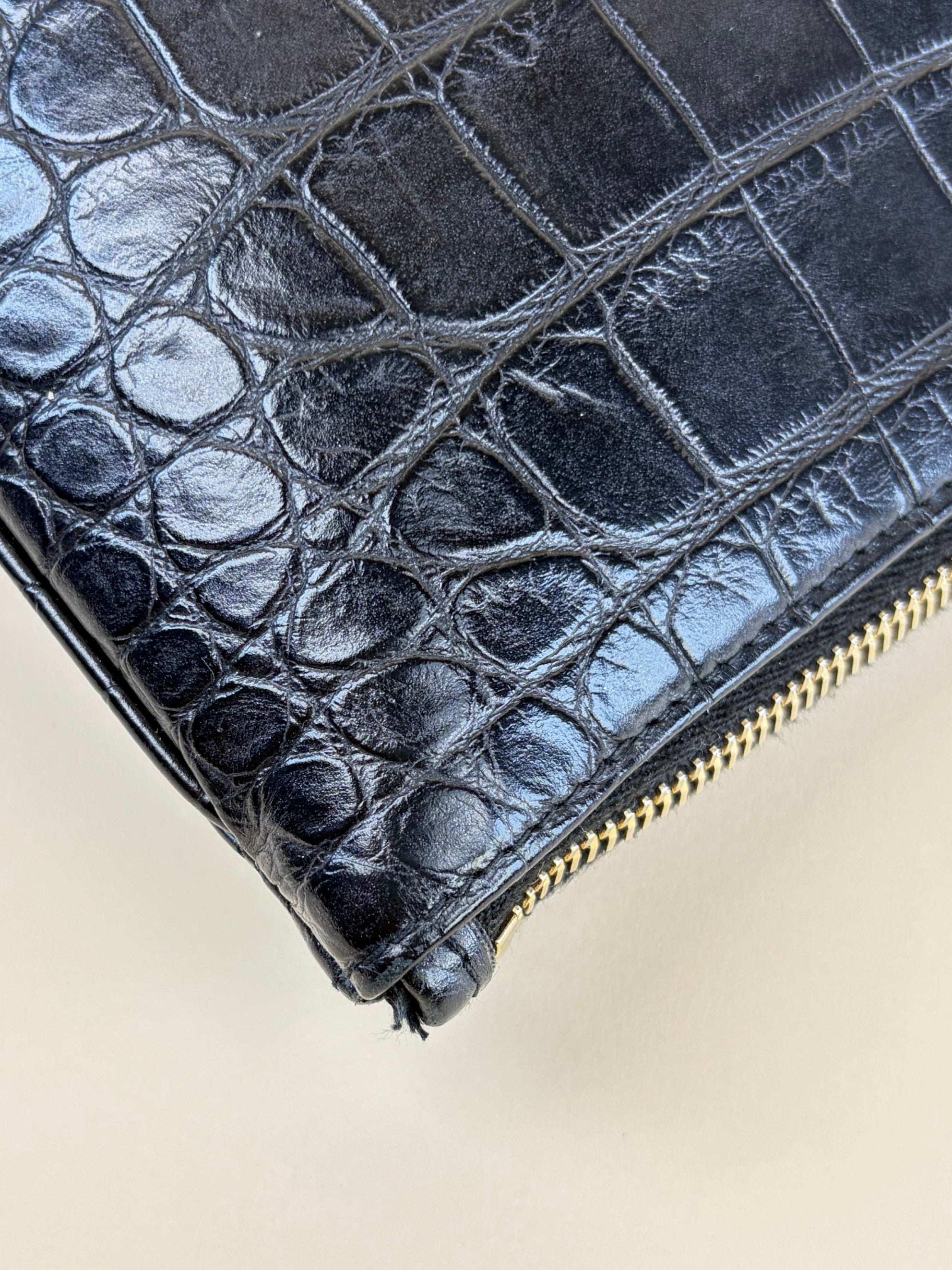 ysl tablet pouch in black crocodile embossed leather gold Cassandre logo flat pouch