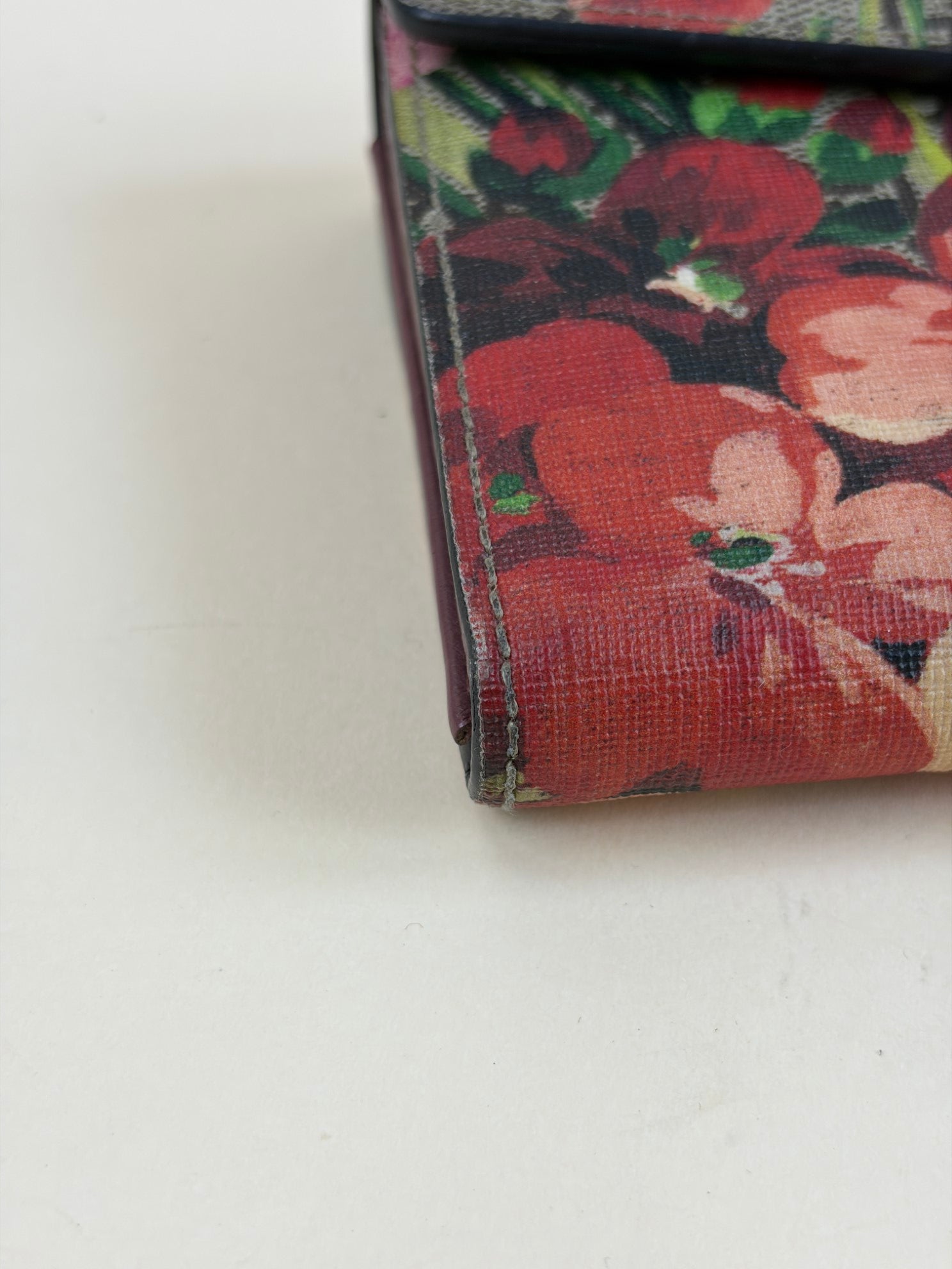 Gucci gg blooms mini wallet on chain Dionysus wok floral