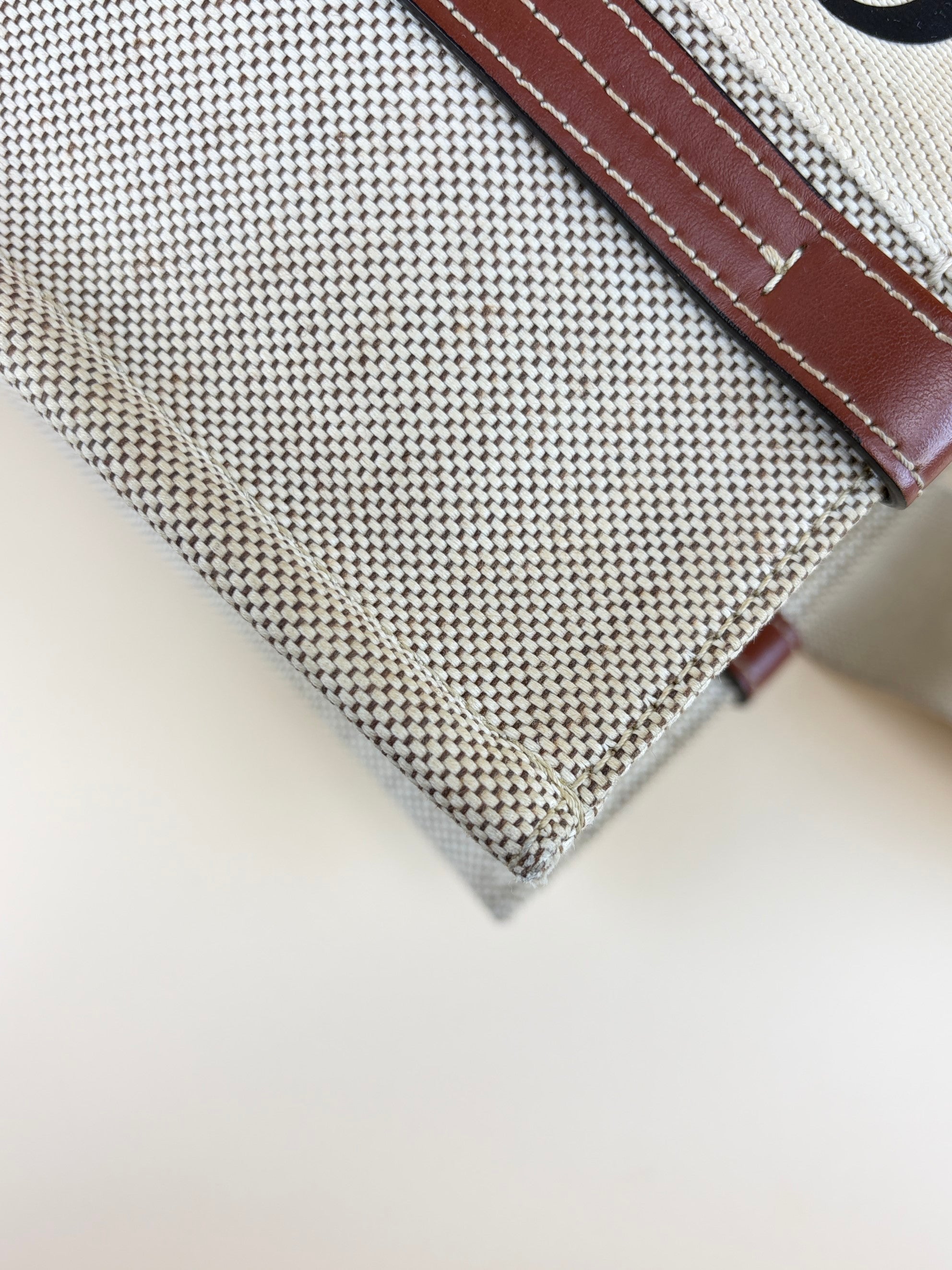 Chloe white linen and brown calfskin medium woody tote bag