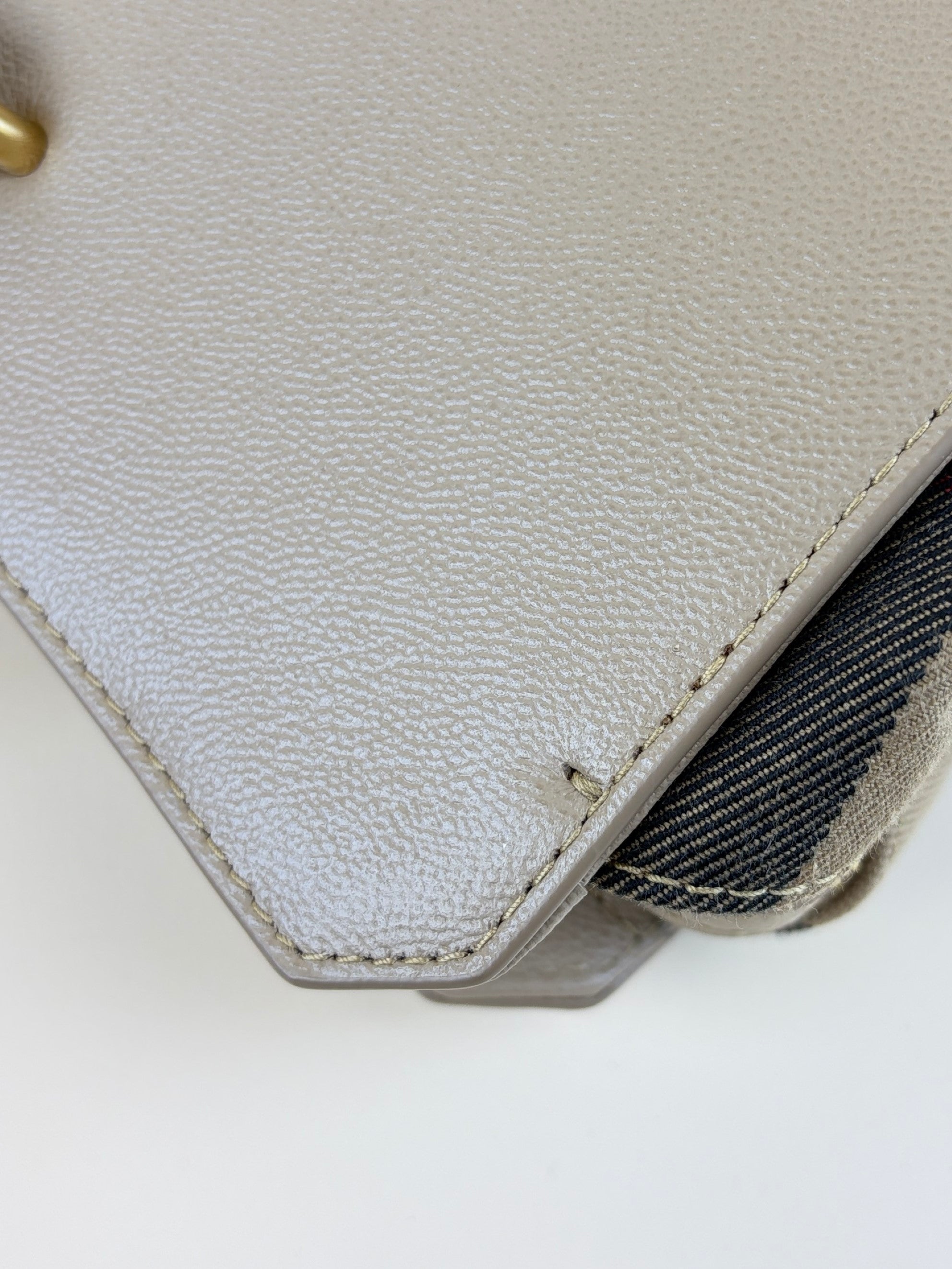 Burberry Banwell medium calfskin mega check house beige tote bag