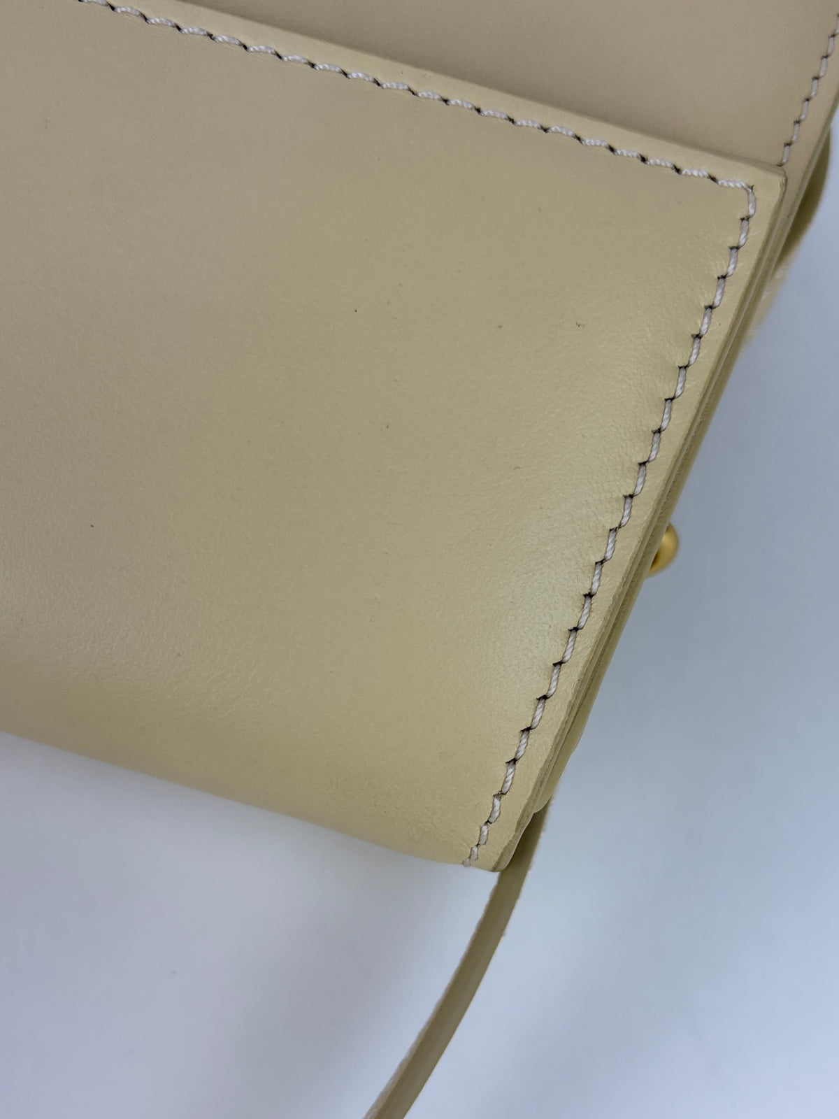 JACQUEMUS ivory the long bambino flap shoulder bag