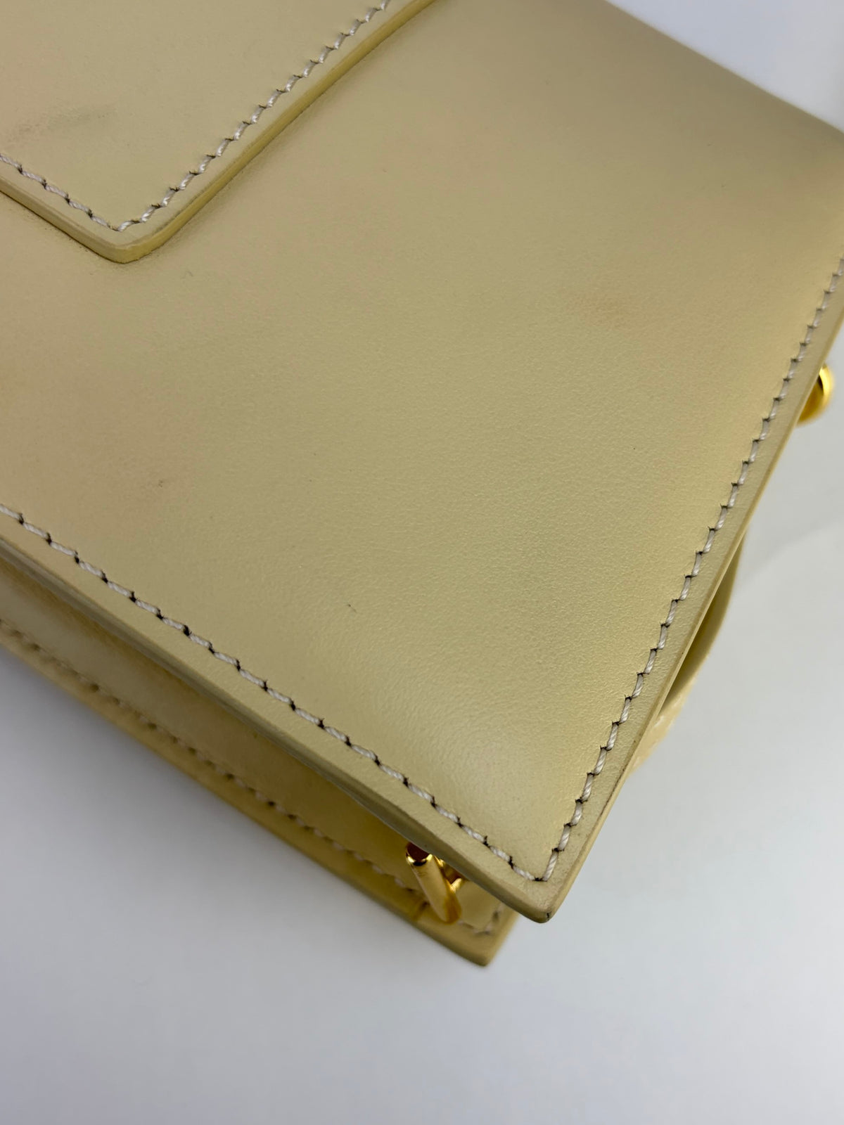 JACQUEMUS ivory the long bambino flap shoulder bag