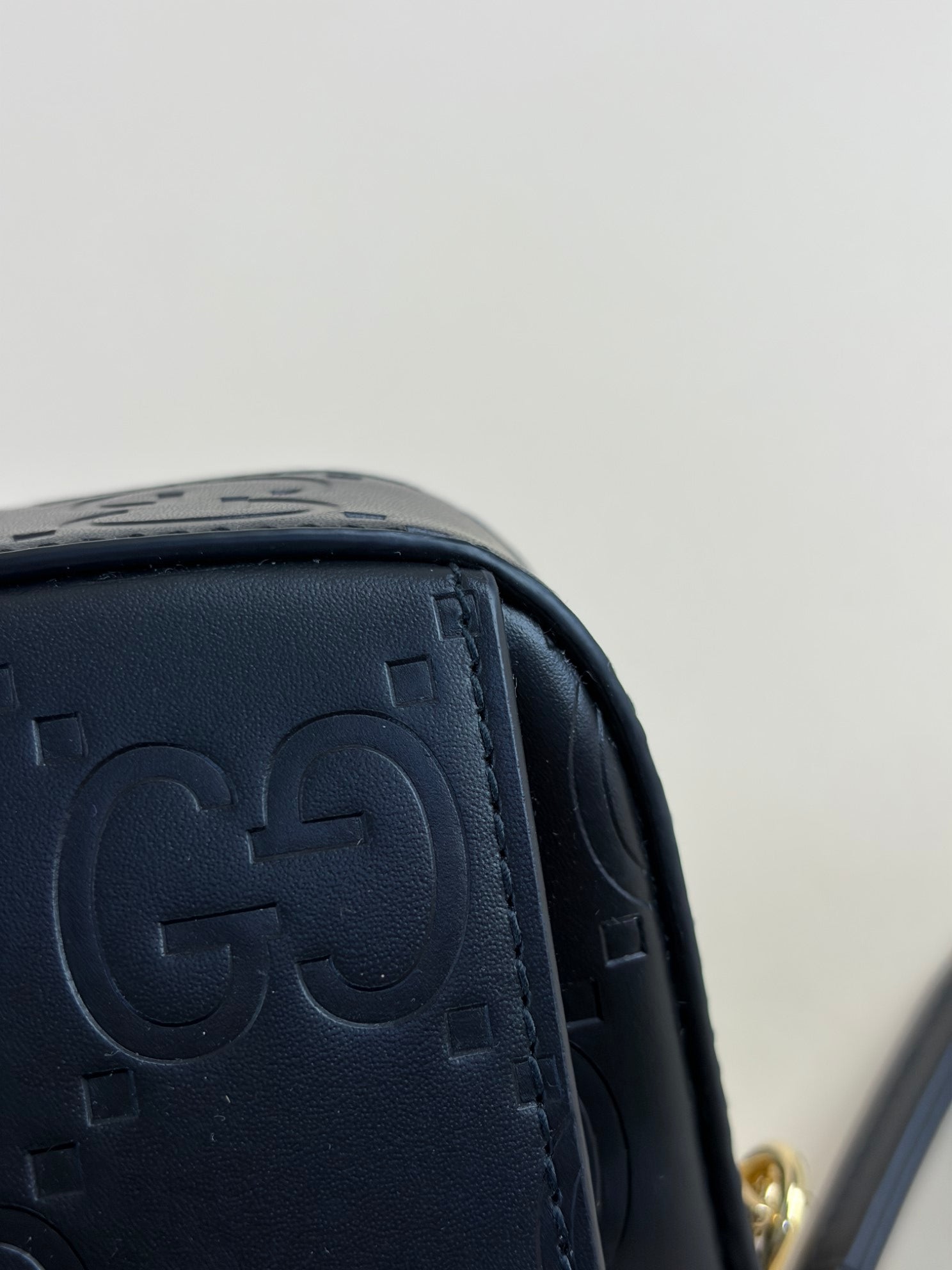Gucci Black Gilbert GG Supreme Super Mini Debossed Chain Wallet