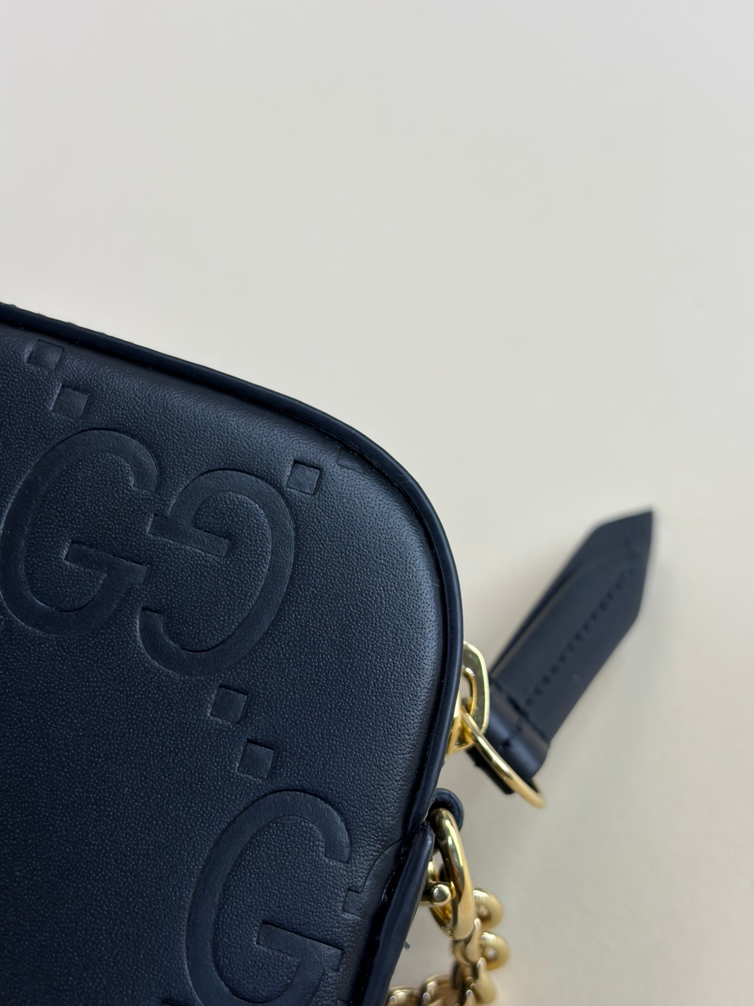 Gucci Black Gilbert GG Supreme Super Mini Debossed Chain Wallet