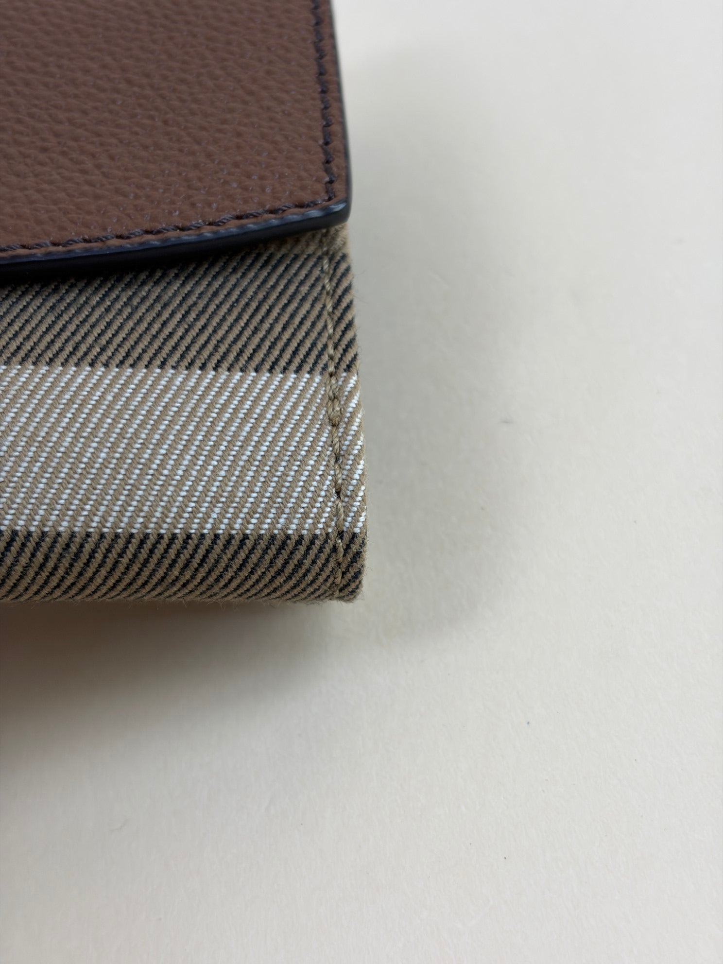 Burberry Brown House Check Huna French Wallet