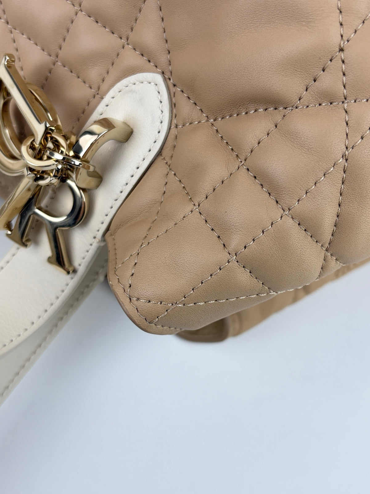 Dior biscuit and trench beige macro cannage calfskin medium Dior toujours bag