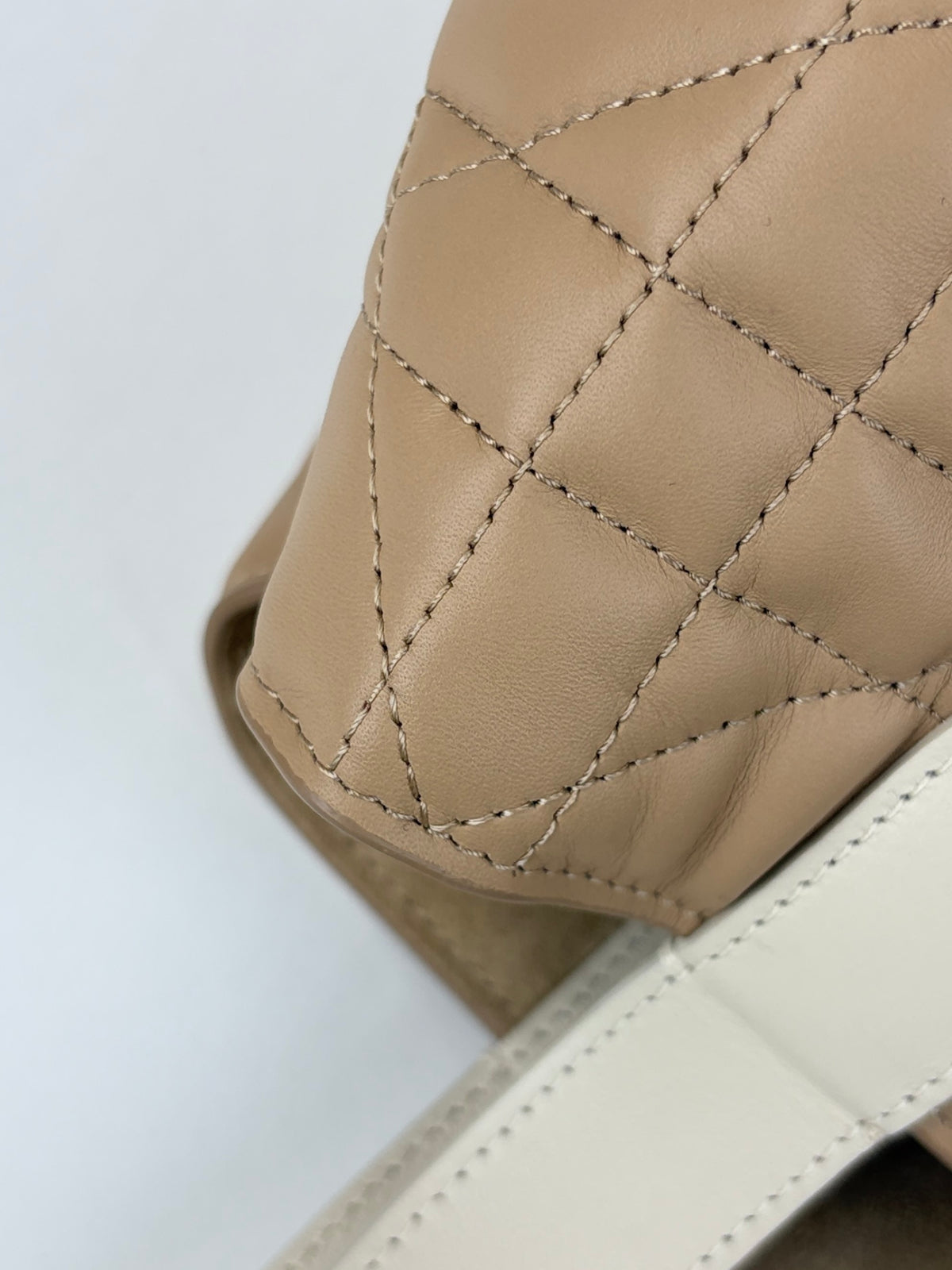 Dior biscuit and trench beige macro cannage calfskin medium Dior toujours bag
