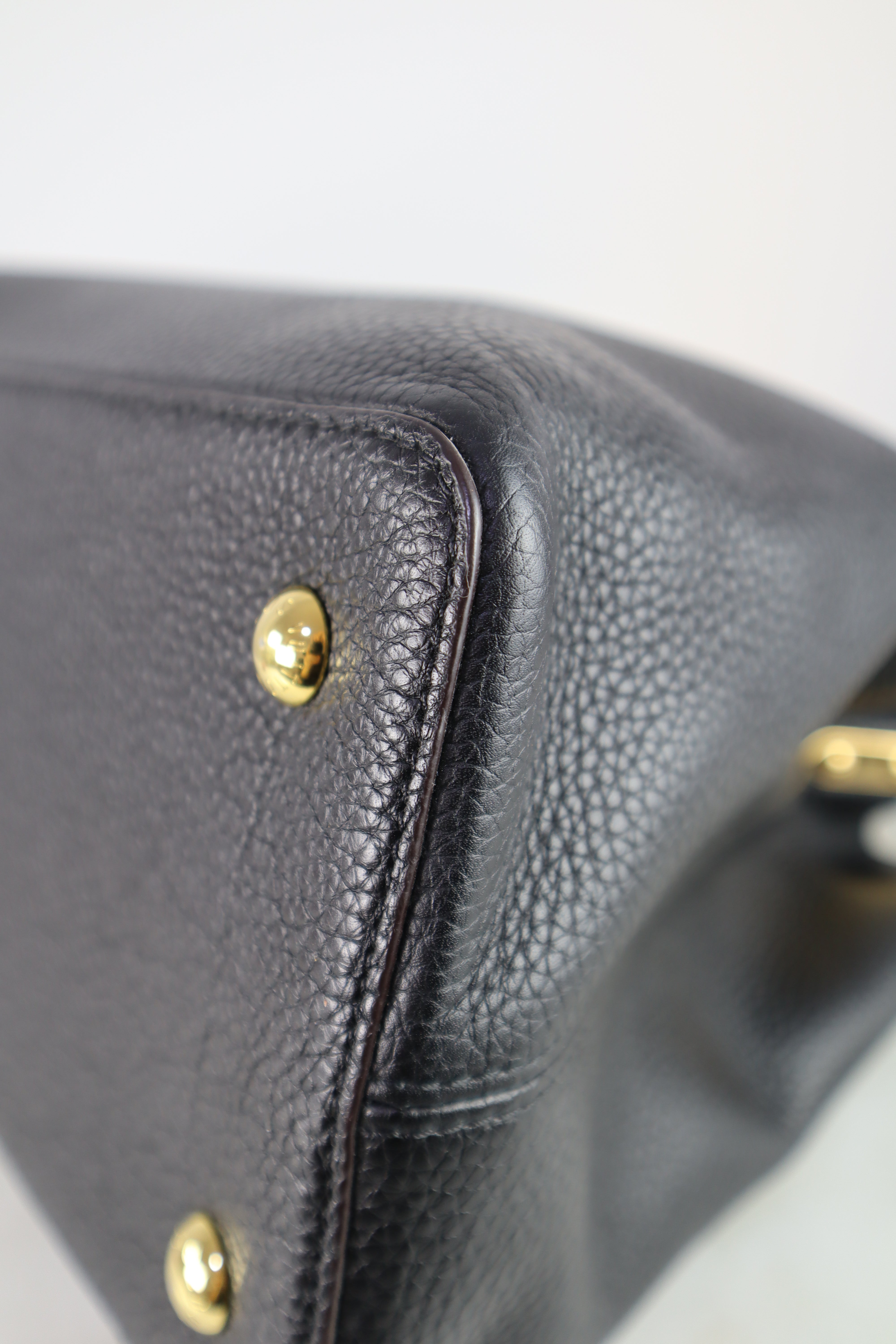 Louis Vuitton Black Capucines GM Tote Bag
