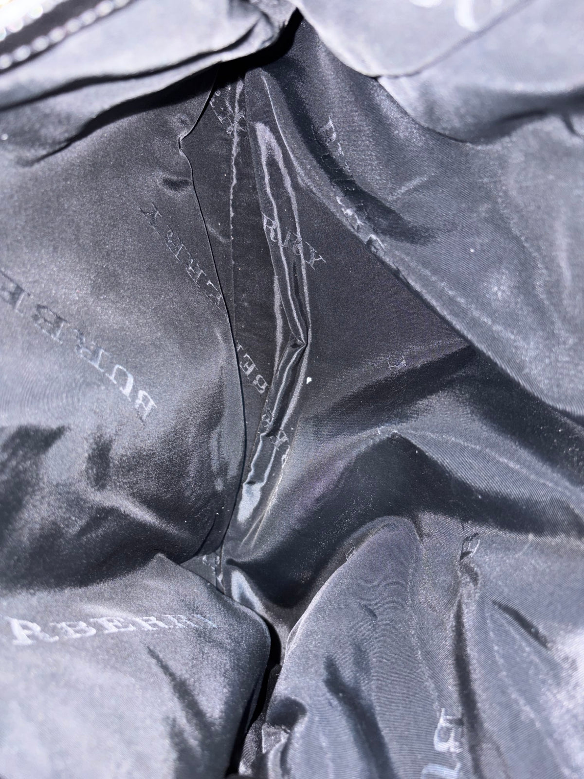 Burberry black soft leather landscape bridle large iynher tote bag