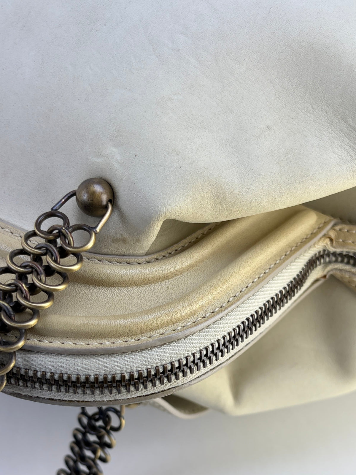 Dior ivory nubuck leather Jeanne medium frame shoulder bag