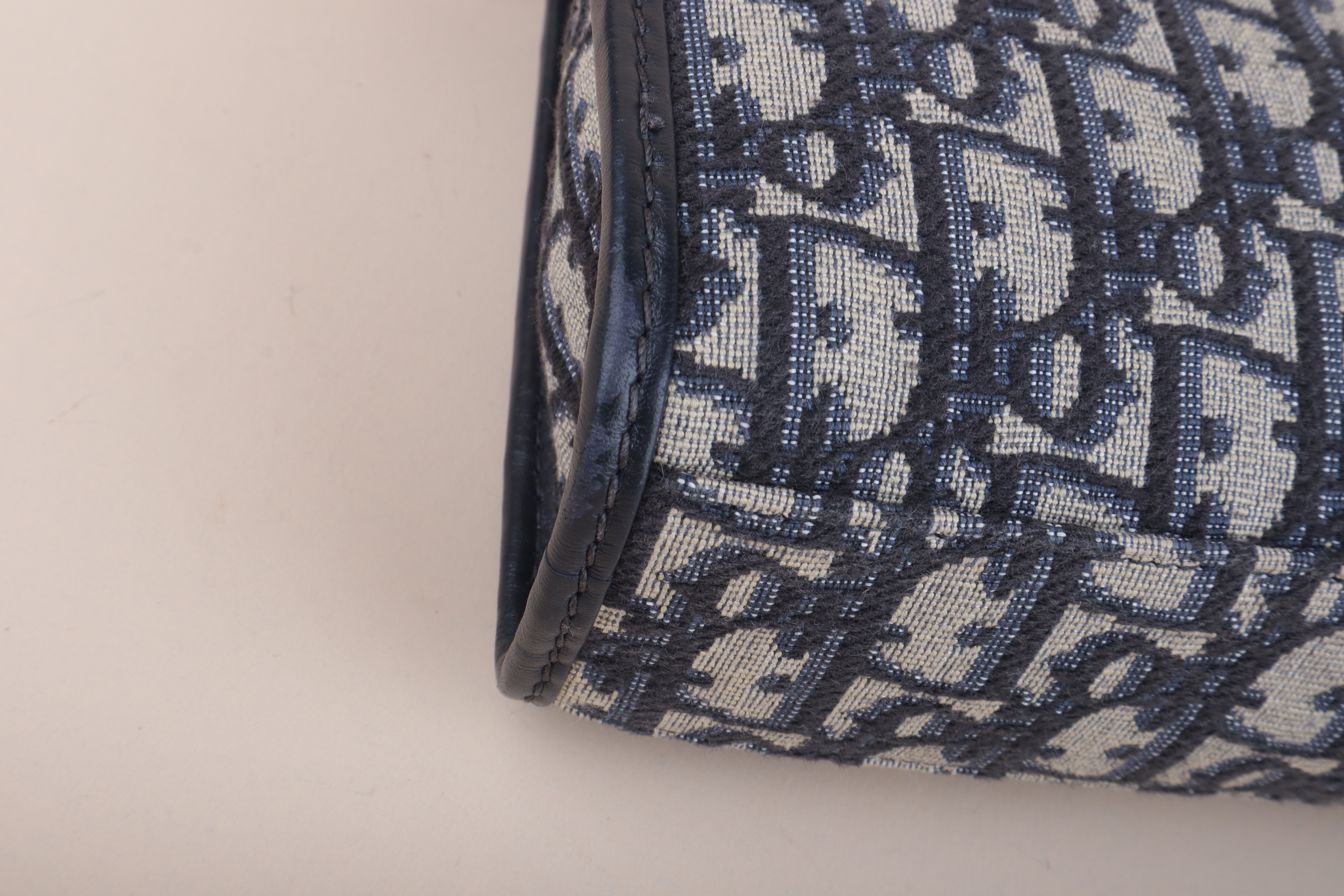 Christian Dior Blue 30 Montaigne Oblique Dea Pouch