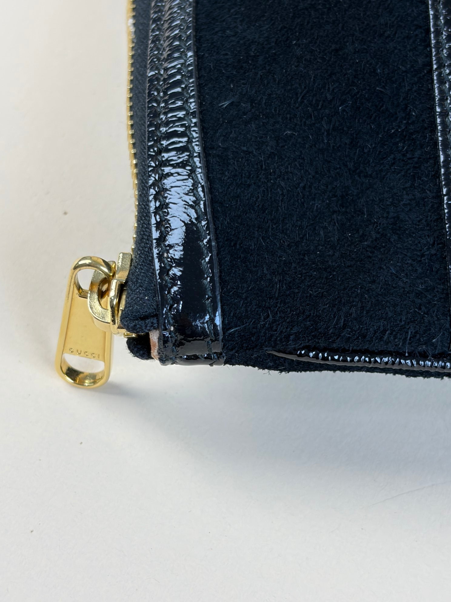 Gucci Black Suede GG Ophidia Vintage Zip Clutch